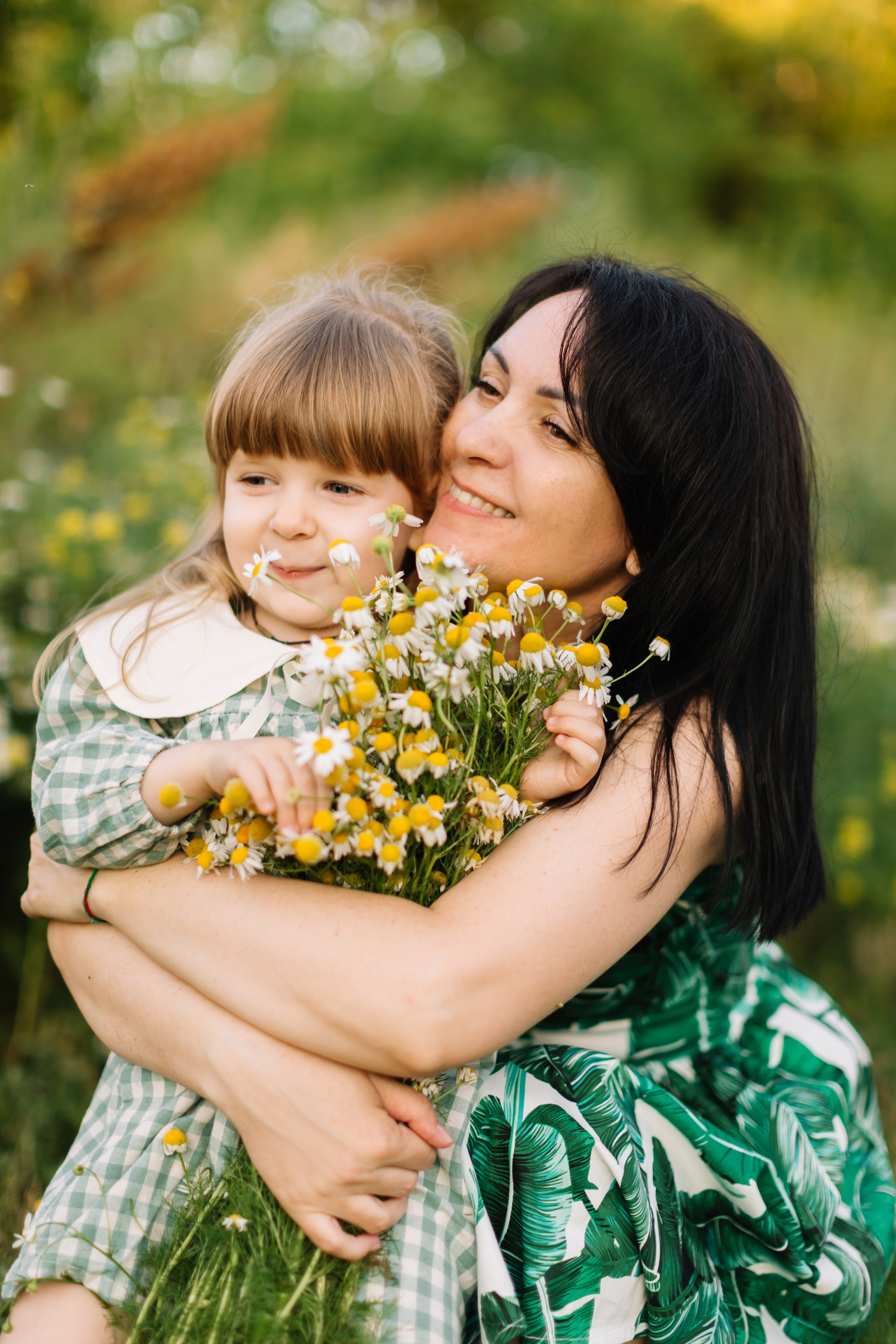 алёна малахова фотограф новосибирск семейный детский домашняя фотосессия в новосибирске день рождения репортажная съёмка фотосессия с лошадьми на конюшне деревня алтай  на природе фотосессия в детском саду мама и сын предложение руки и сердца идея  помолвка фотосессия берег закат детский день рождения годик торт аниматор лофт игровая продолжение следует prodoljenie_sleduet_  корпоратив тимбилдинг первоклашка линейка  контент  бизнес портрет оперный новат франция берет весна девушка мама и дочь мать и дитя