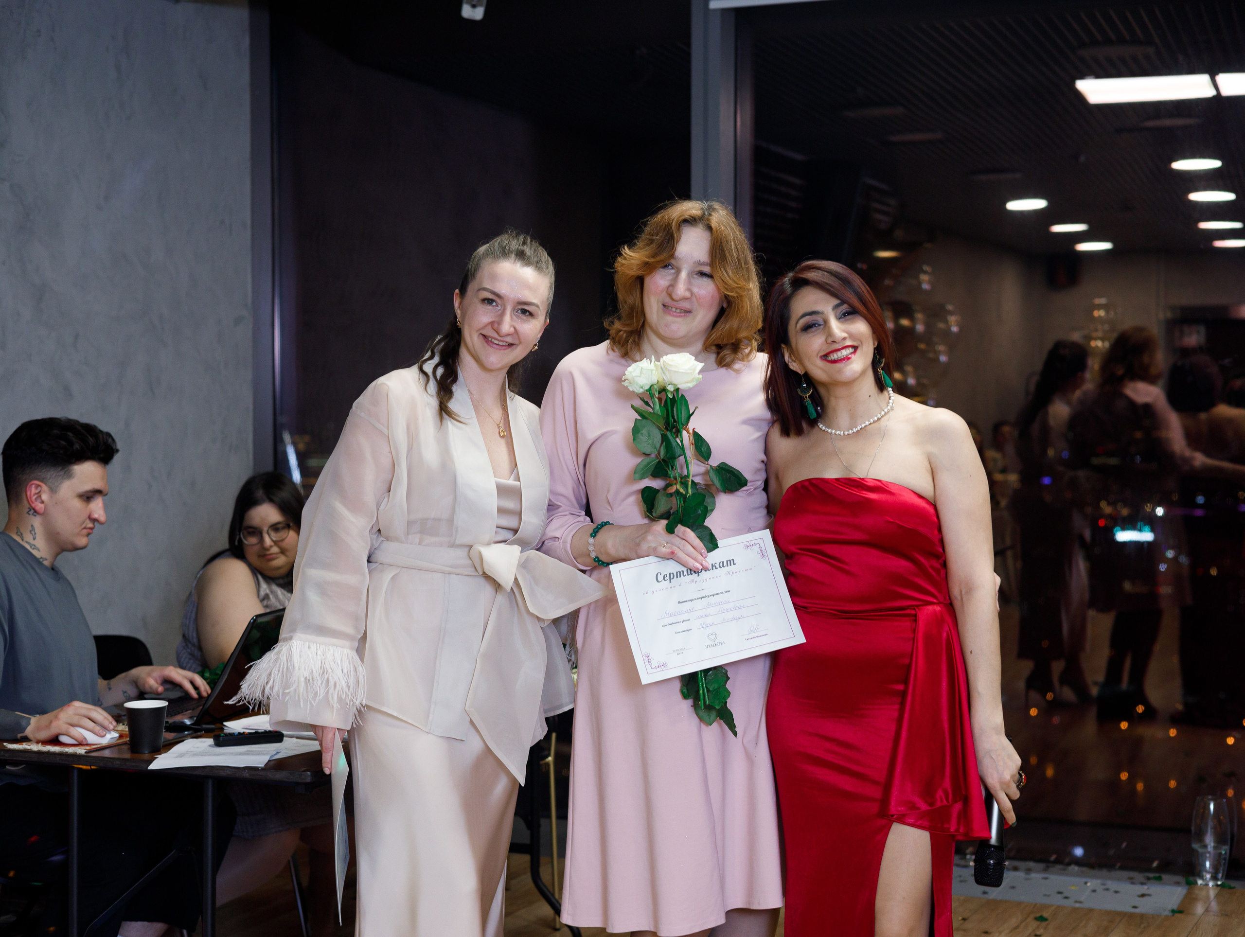 Репортажное фото праздника. Репортажный и портретный фотограф в Москве Саханцева Анна