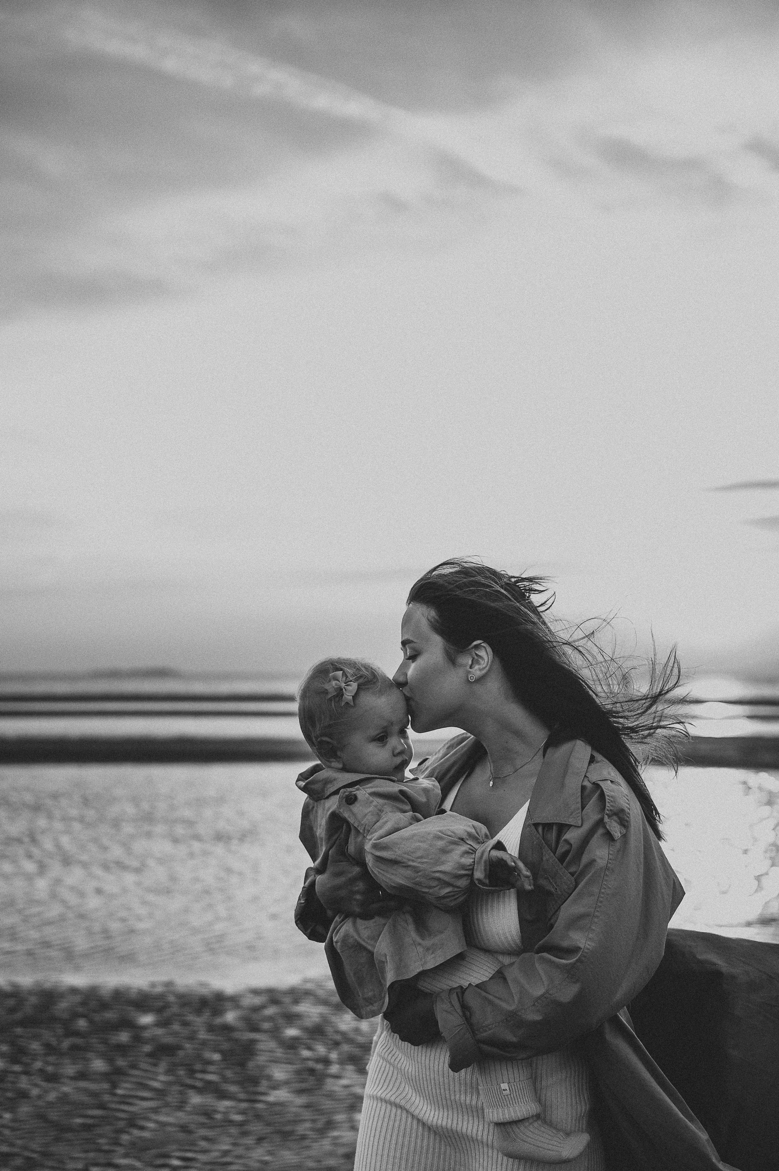 С мамой. Фотограф и видеограф в Санкт-Петербурге Полина Янушко. Съёмка родов