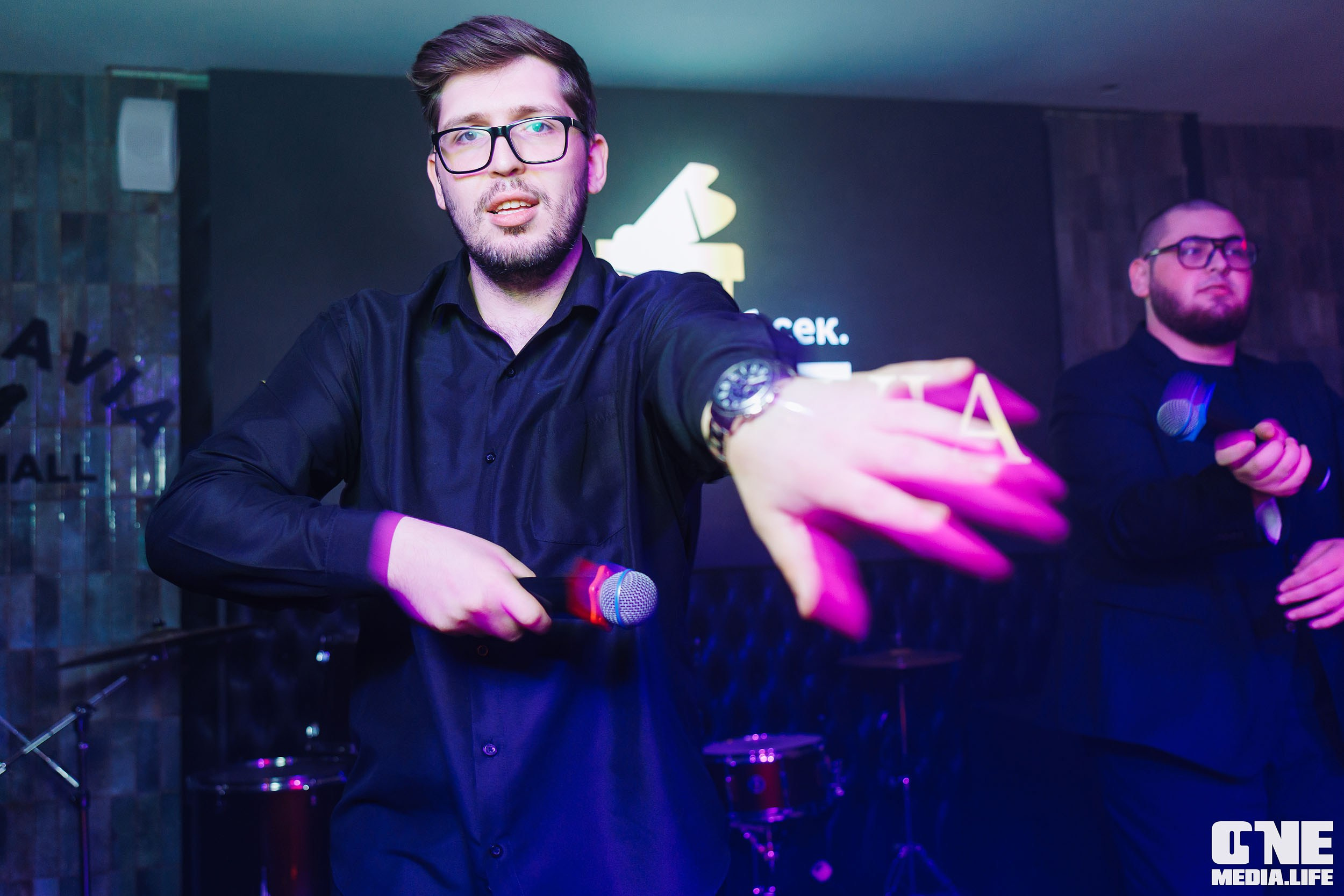 Фоторепортаж из караоке-клуба Белгравия. One Media Life: фоторепортажи, фотоотчеты с мероприятий и заведений