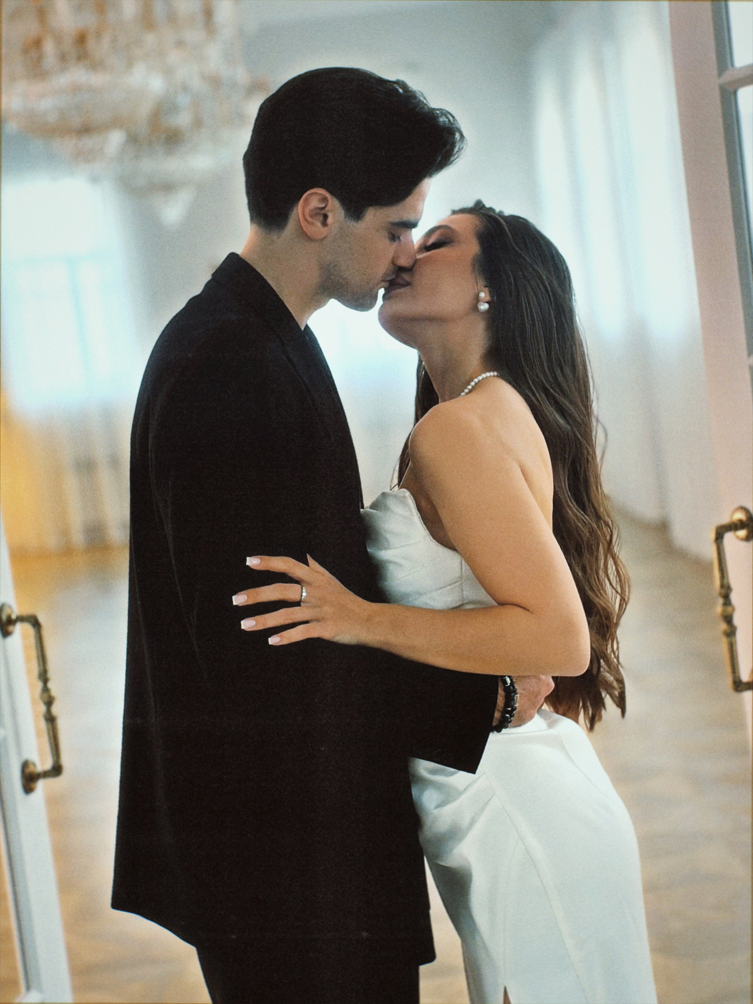 Свадебная LOVE story. Чувственный мобильный фотограф в Казани и Сочи Дьяченко Дарья