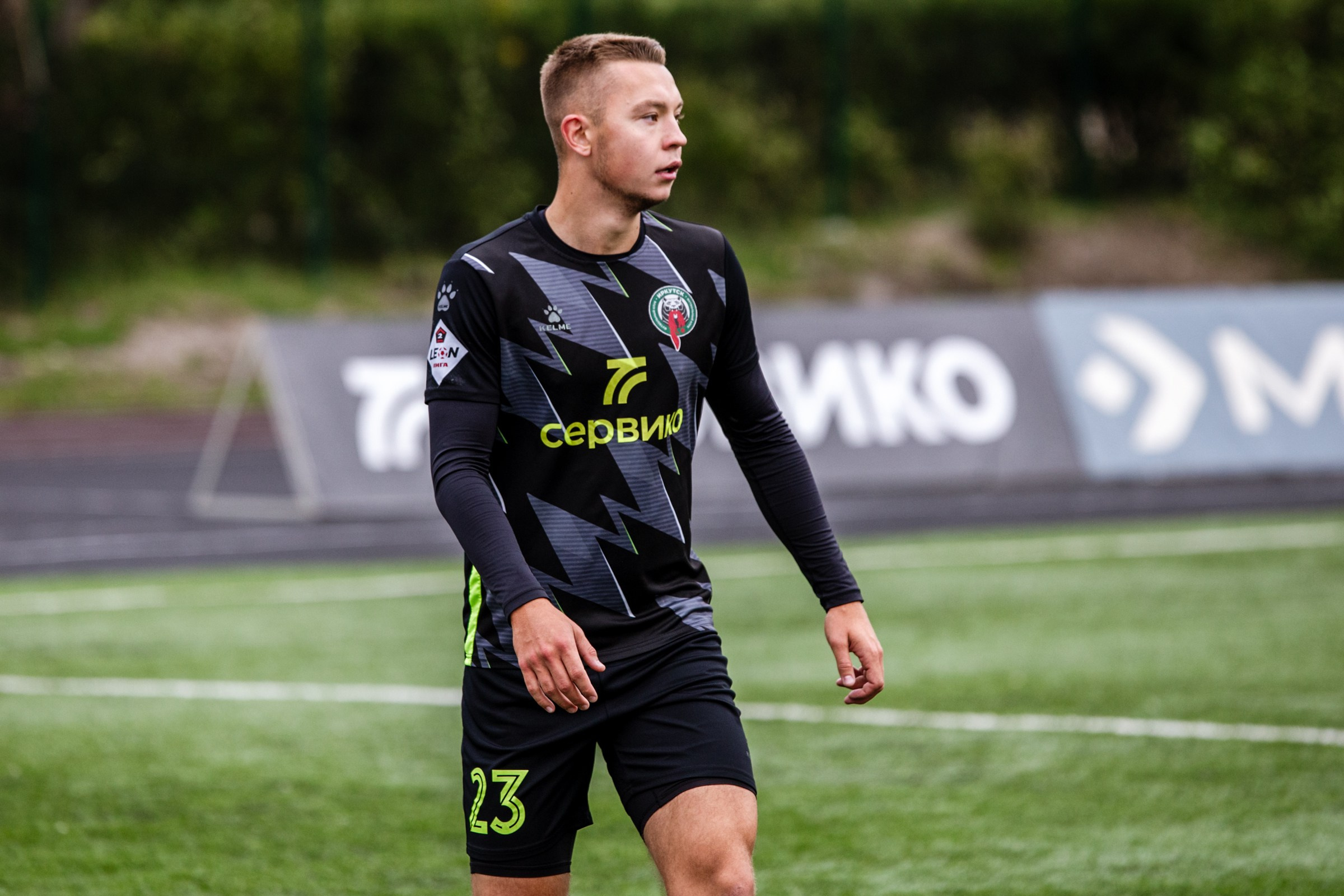 Первенство России по футболу LEON-Вторая лига Б | ФК Иркутск — Космос (Долгопрудный) | 14.09.25. Фотограф в Иркутске Евгения Айвазова