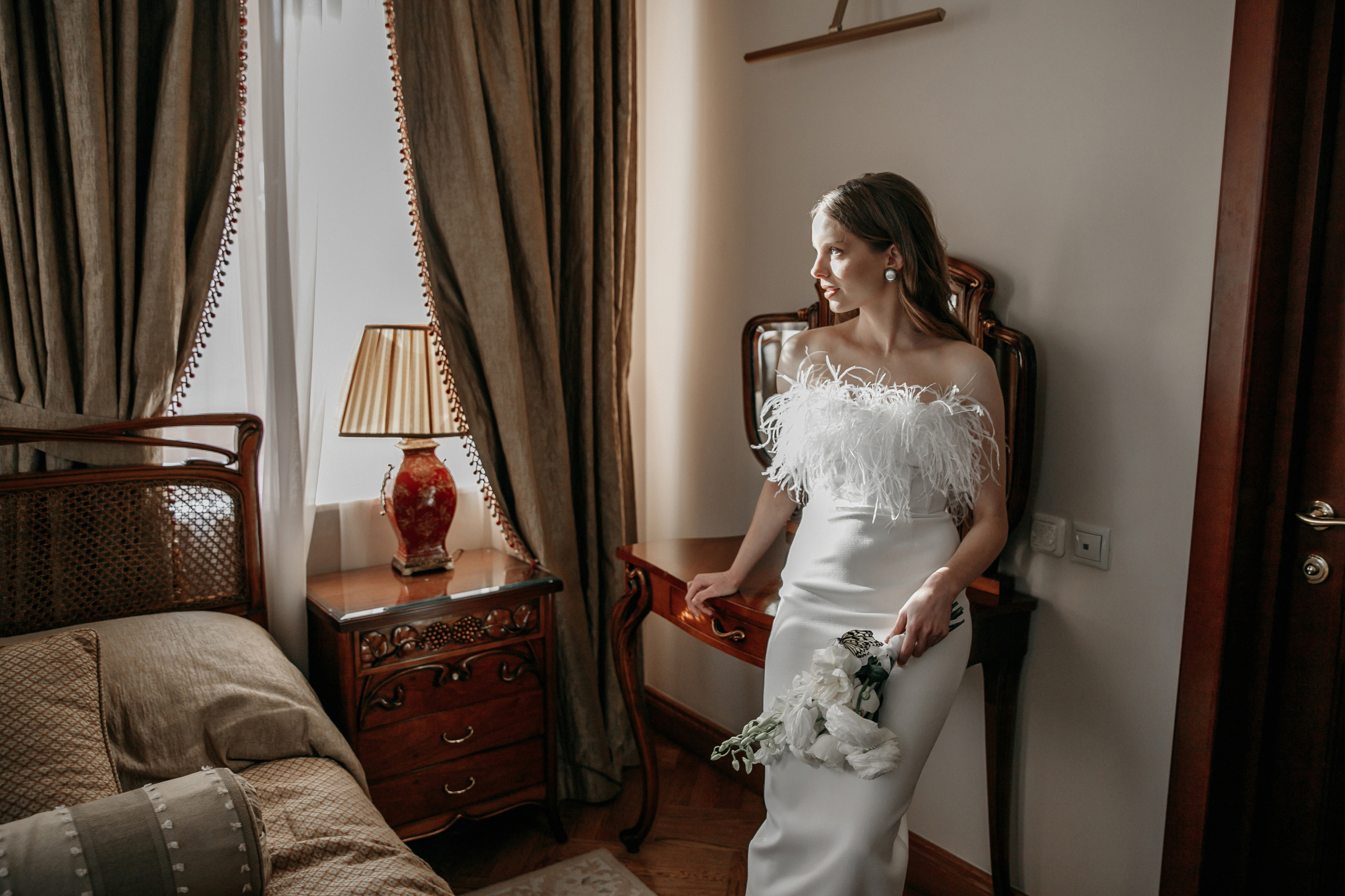 Бабочки в бутик-отеле Руссо Балт. Свадебный фотограф Москва