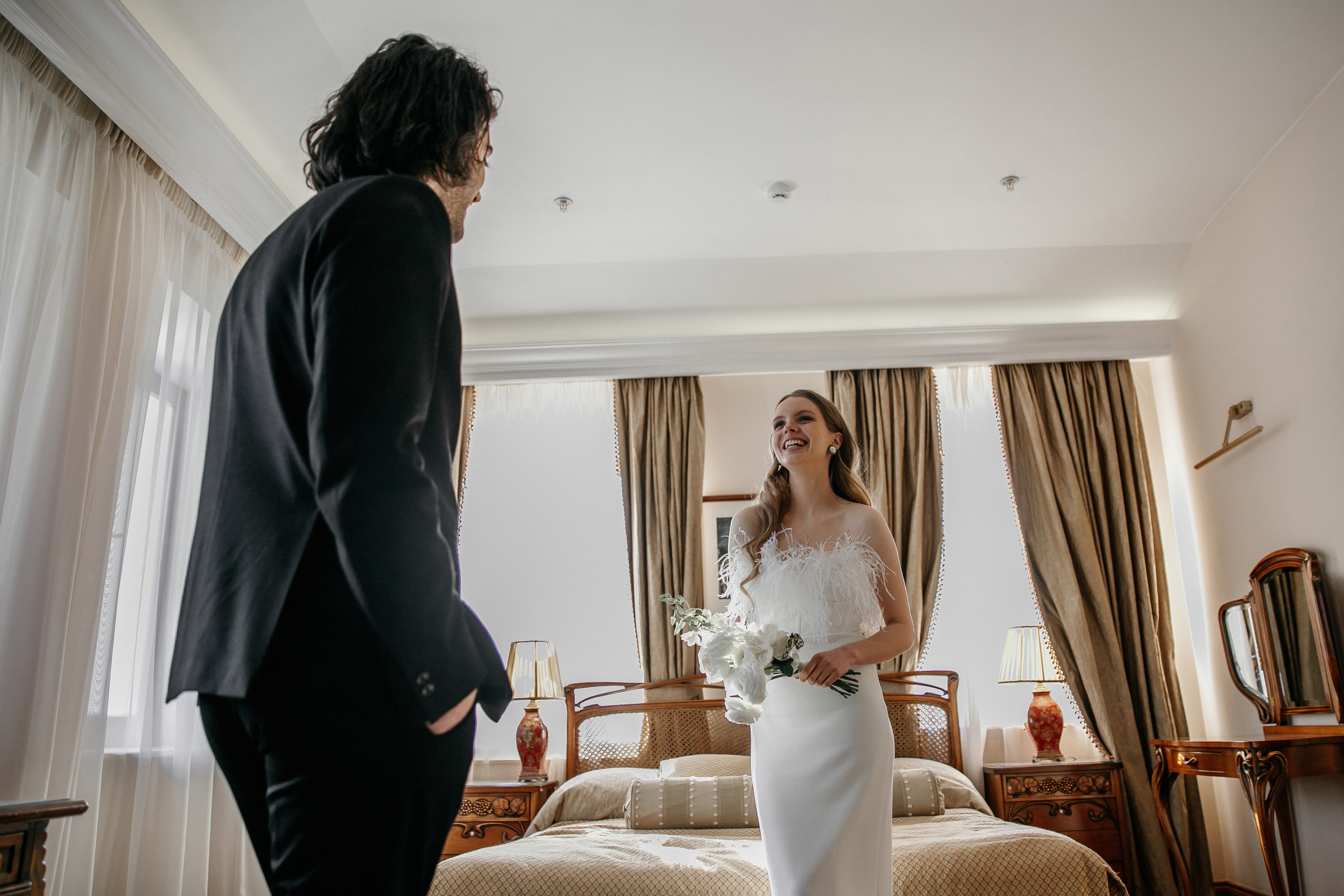 Бабочки в бутик-отеле Руссо Балт. Свадебный фотограф Москва