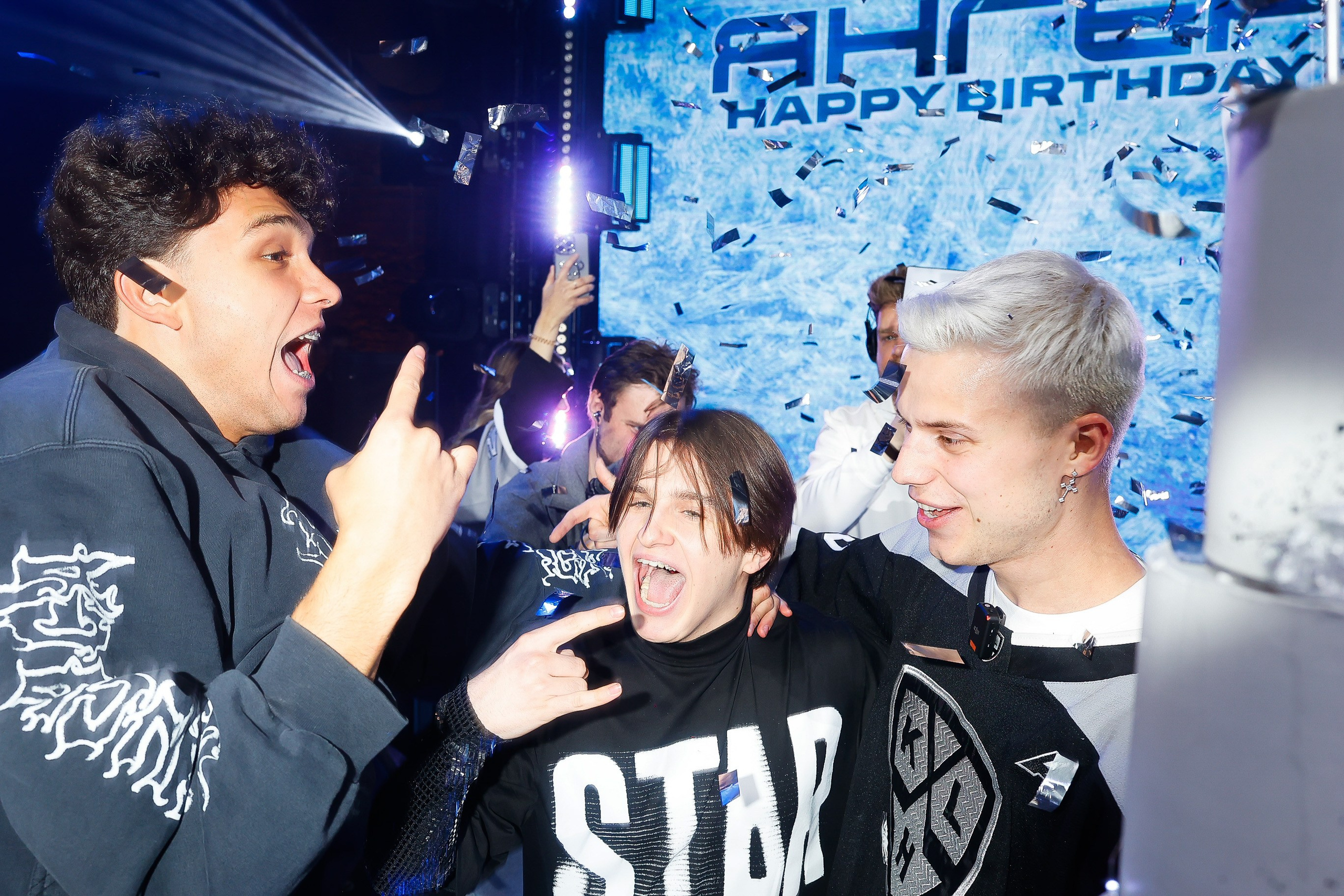 ЯНГЕР. Nikolskayasecular