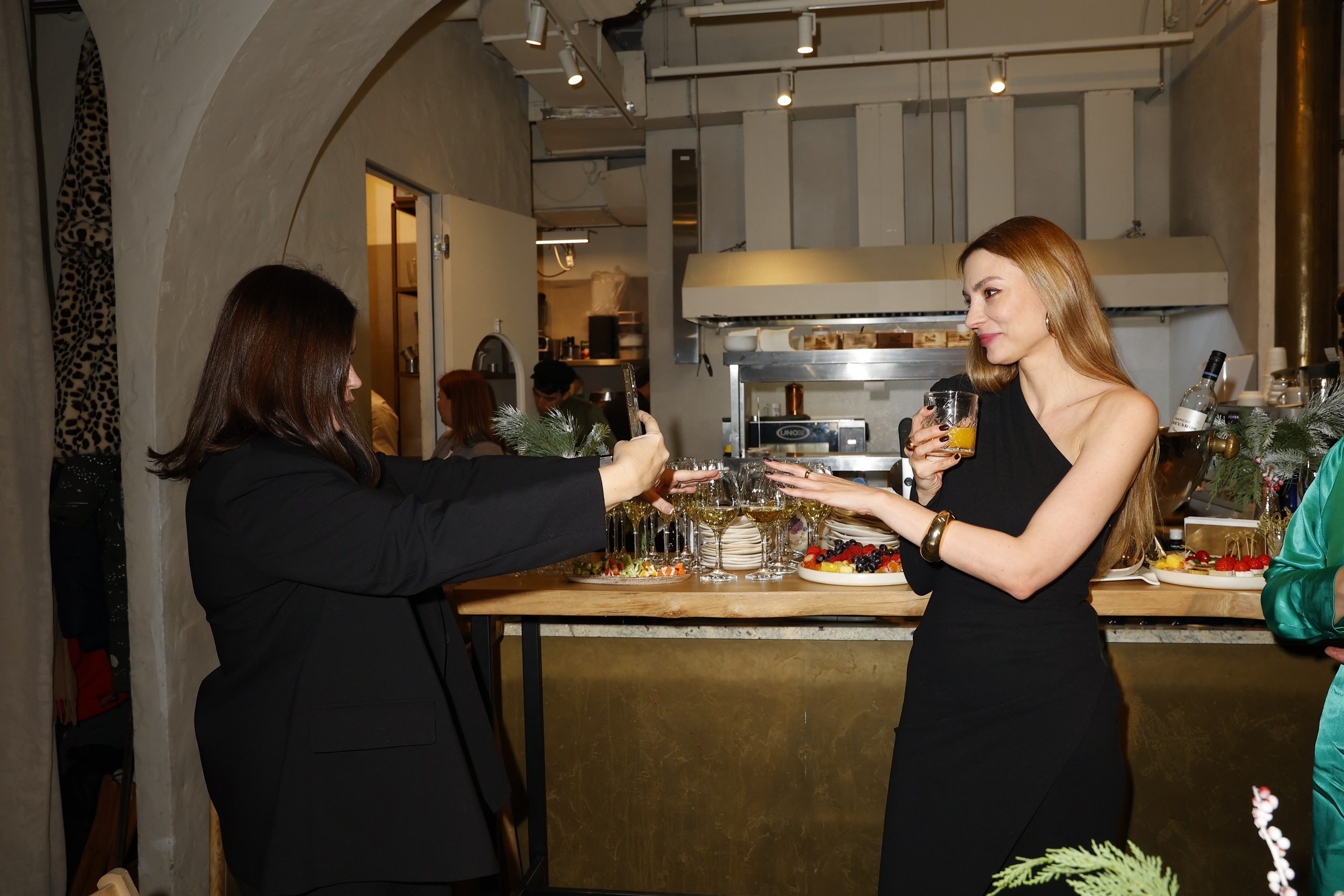 НИКА ВАЙПЕР ОДИН ГОДИК ДЕТЯМ. Nikolskayasecular