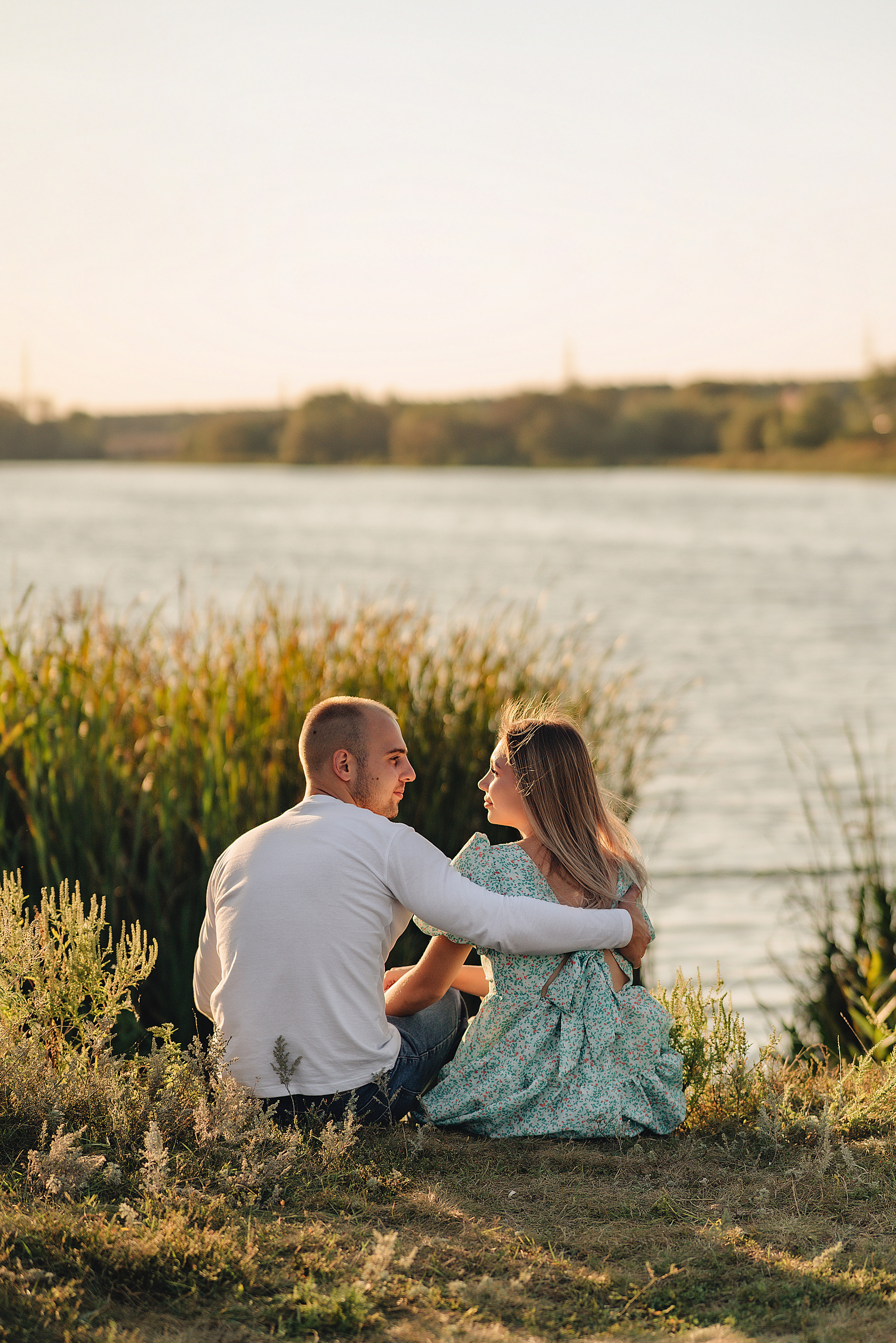 Анастасия, Артём и Денис | Съемка на закате в сентябре. Фотограф Карина Шмулёва. Воронеж и область