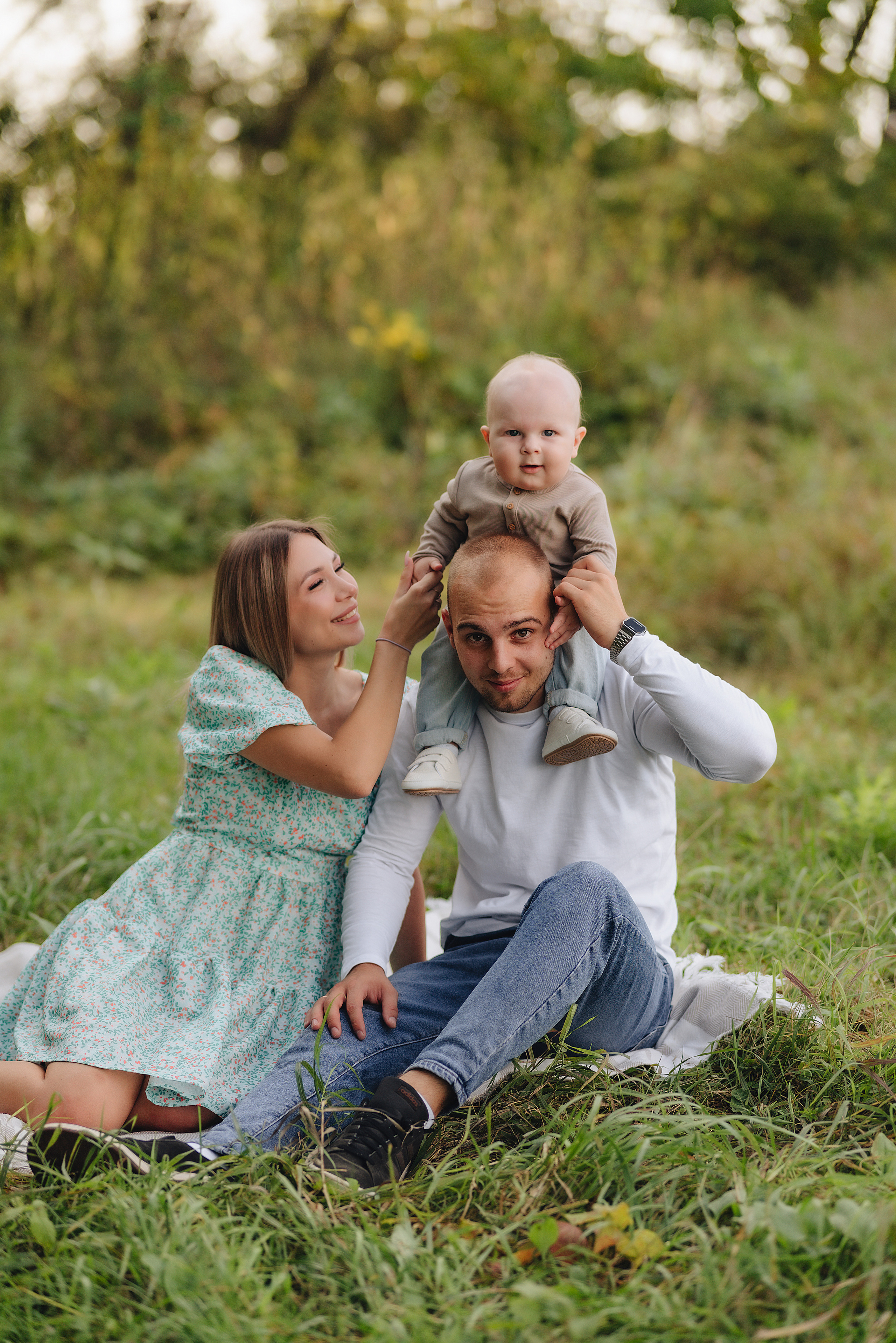 Анастасия, Артём и Денис | Съемка на закате в сентябре. Фотограф Карина Шмулёва. Воронеж и область