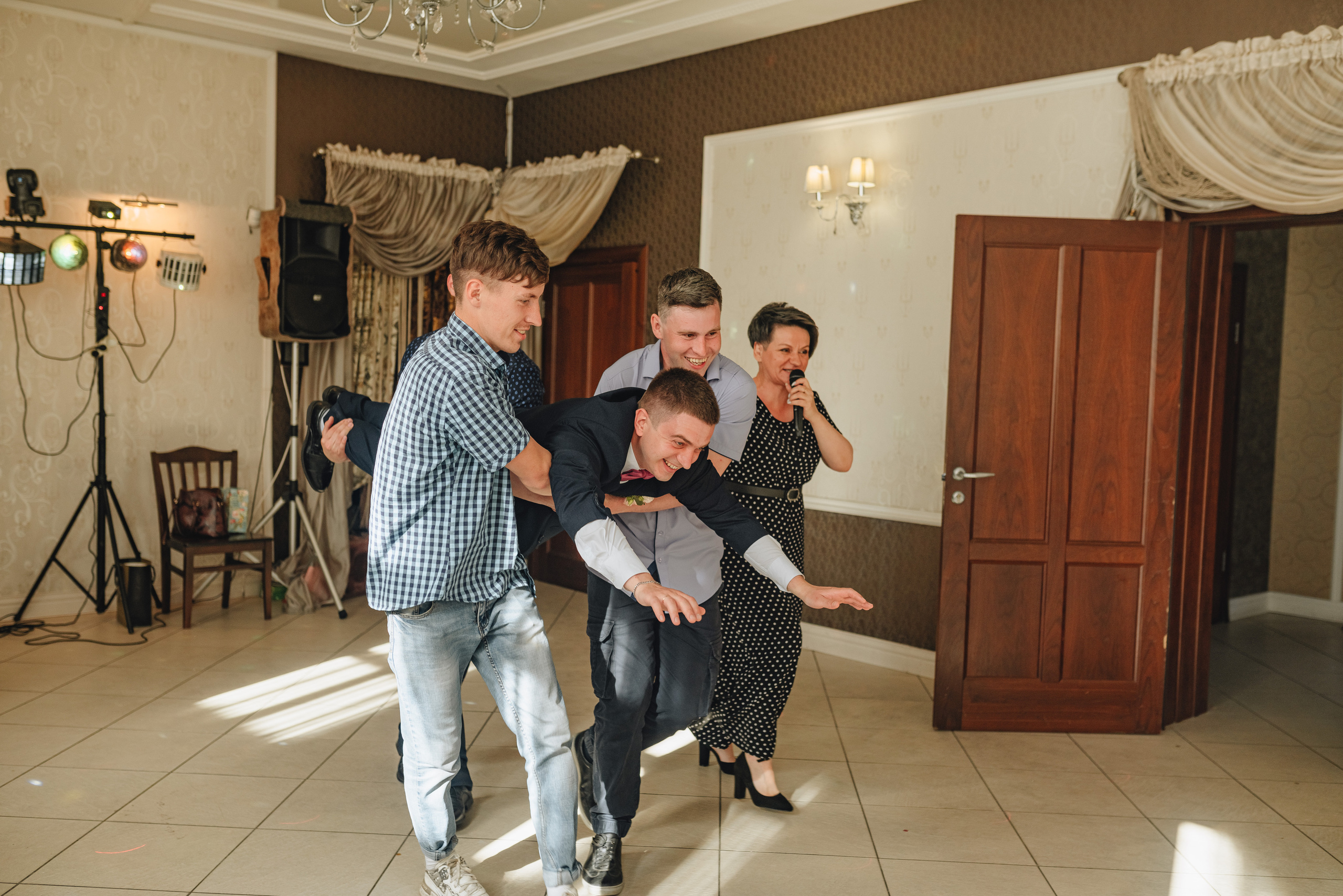 Дарья и Алексей | Свадебная съемка в г. Бобров. Фотограф Карина Шмулёва. Воронеж и область