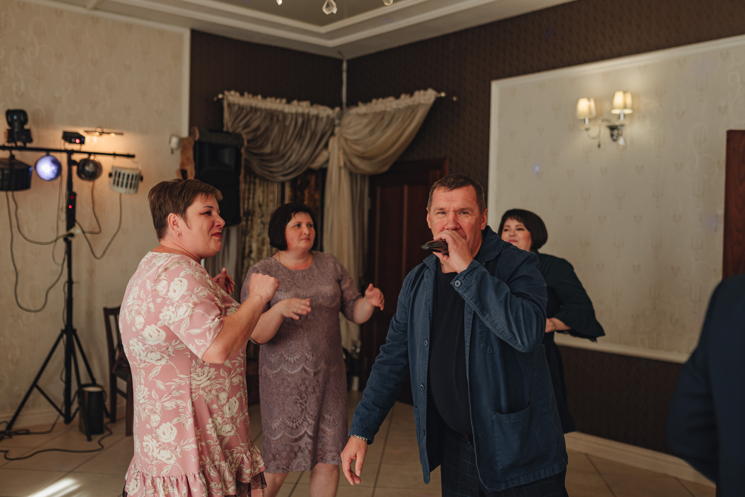 Дарья и Алексей | Свадебная съемка в г. Бобров. Фотограф Карина Шмулёва. Воронеж и область