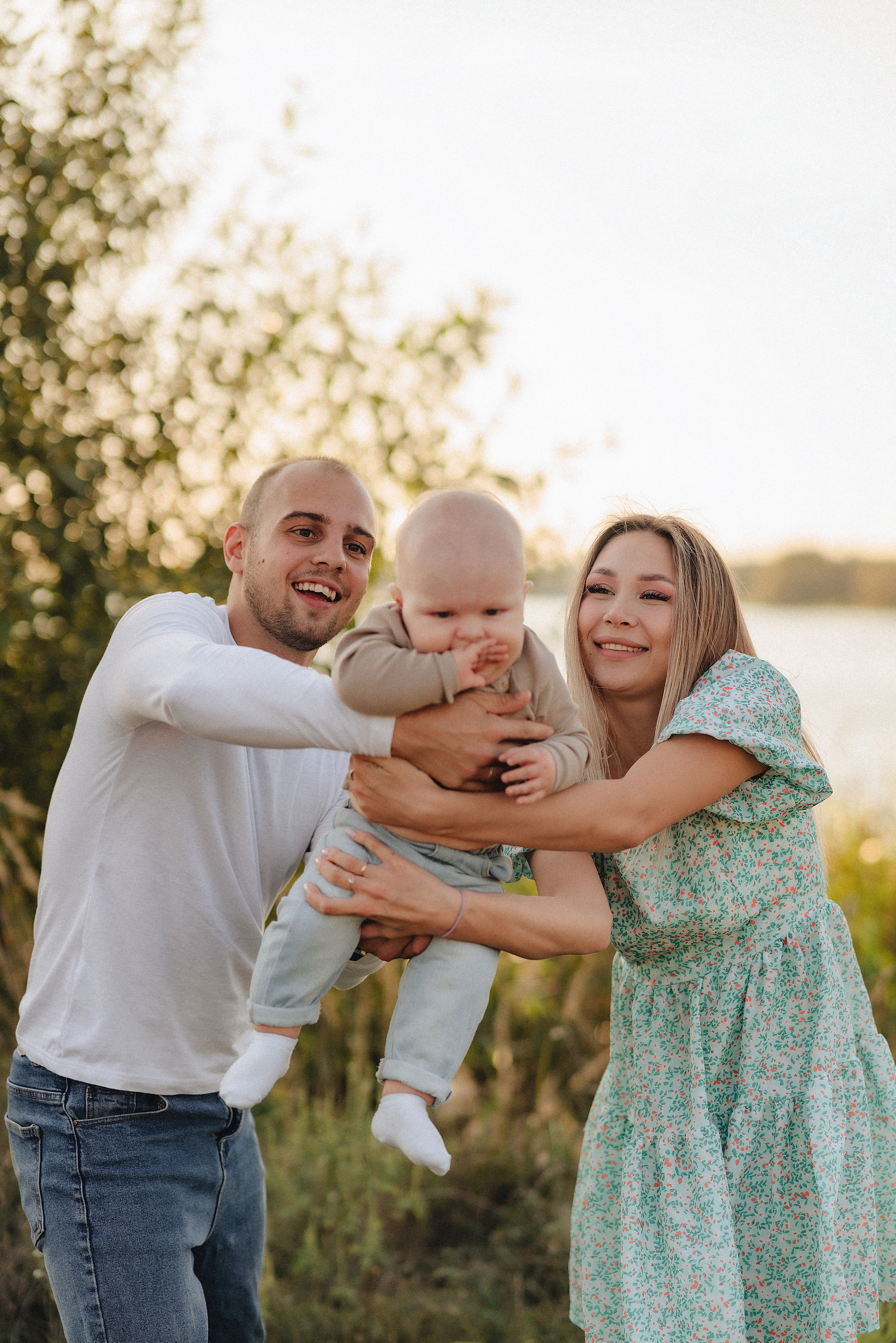 Анастасия, Артём и Денис | Съемка на закате в сентябре. Фотограф Карина Шмулёва. Воронеж и область