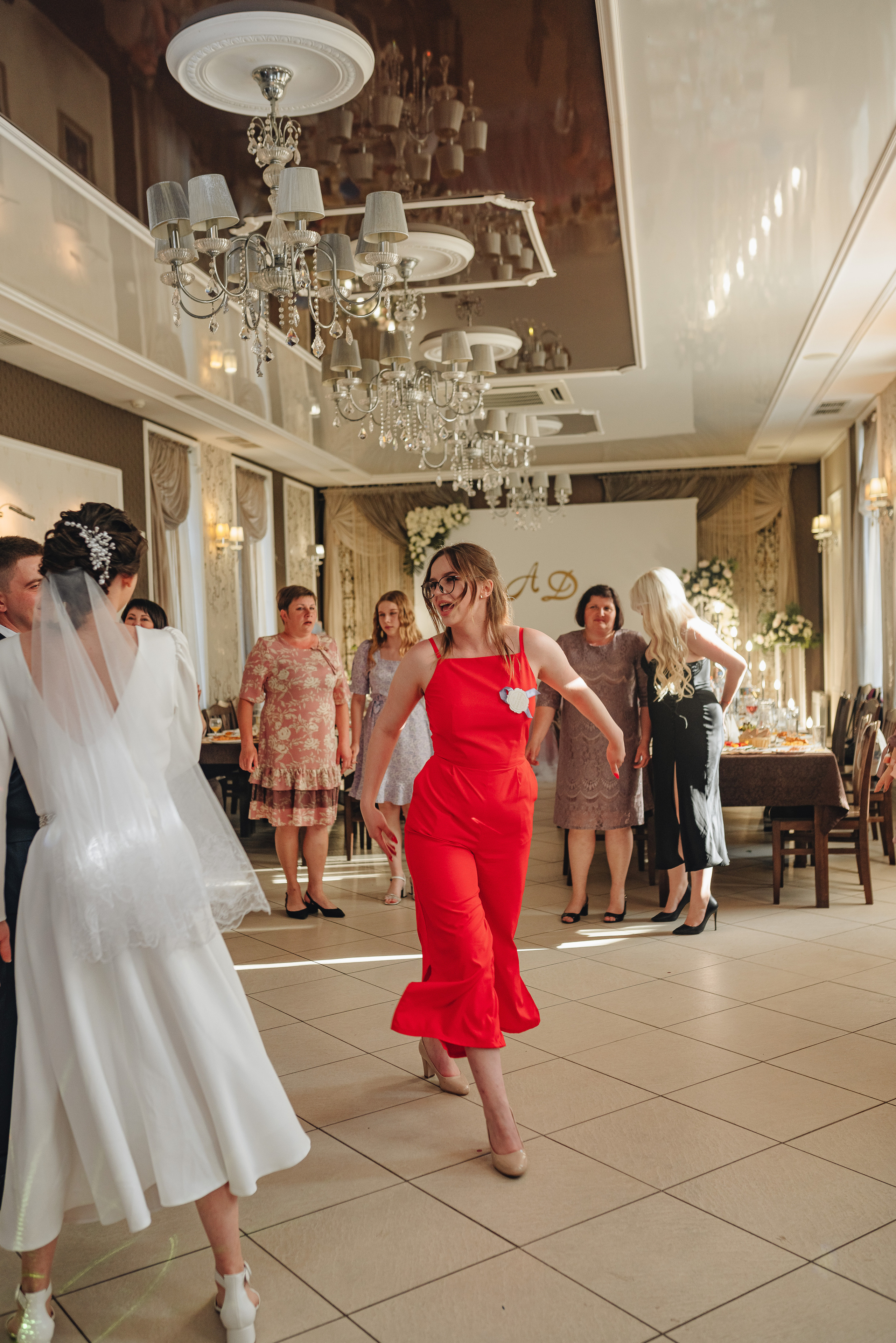 Дарья и Алексей | Свадебная съемка в г. Бобров. Фотограф Карина Шмулёва. Воронеж и область