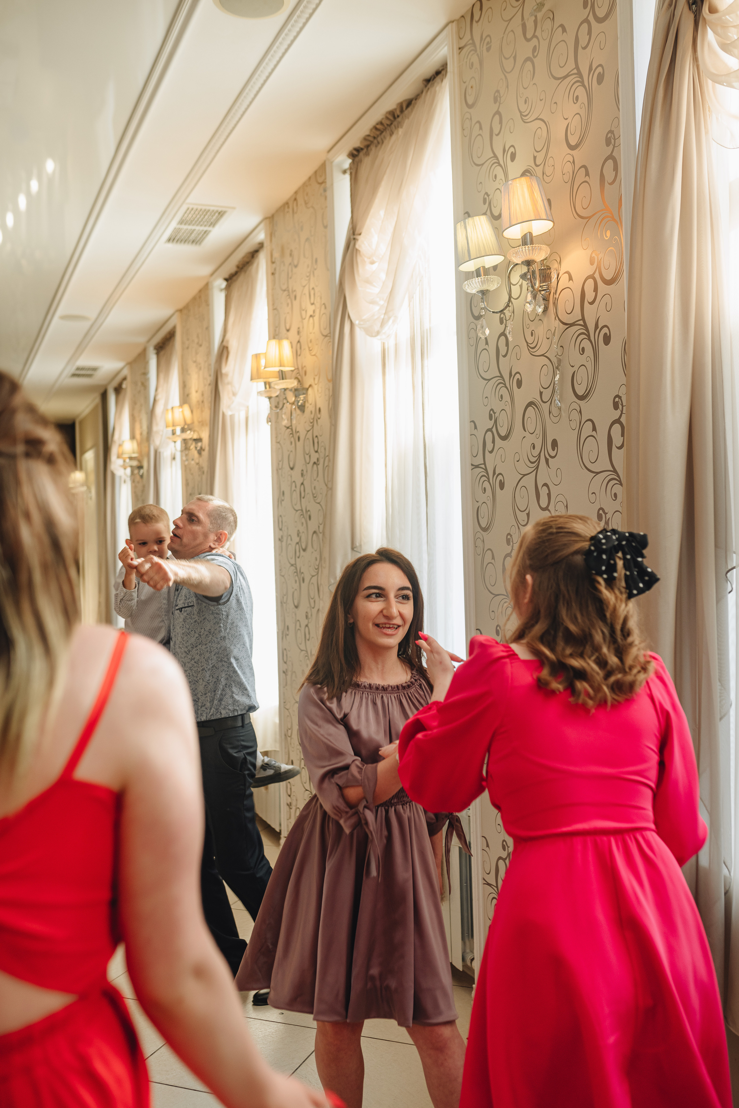 Дарья и Алексей | Свадебная съемка в г. Бобров. Фотограф Карина Шмулёва. Воронеж и область