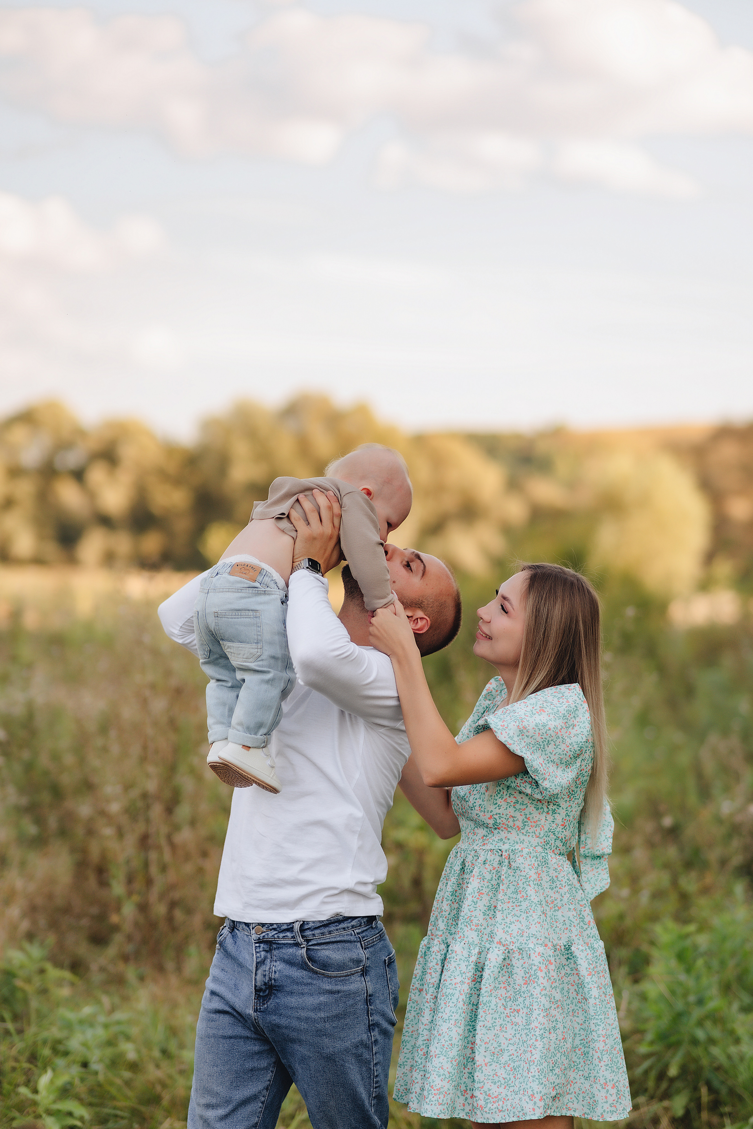 Анастасия, Артём и Денис | Съемка на закате в сентябре. Фотограф Карина Шмулёва. Воронеж и область