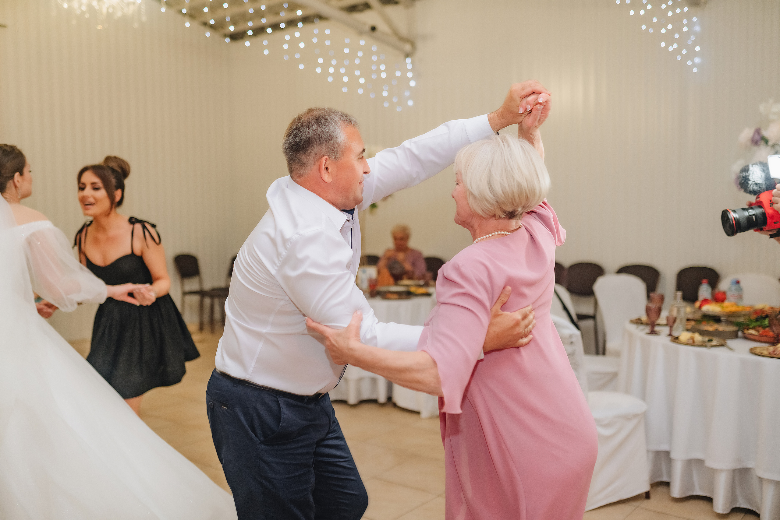 Ирина и Иван | Серия в цвете. Фотограф Карина Шмулёва. Воронеж и область