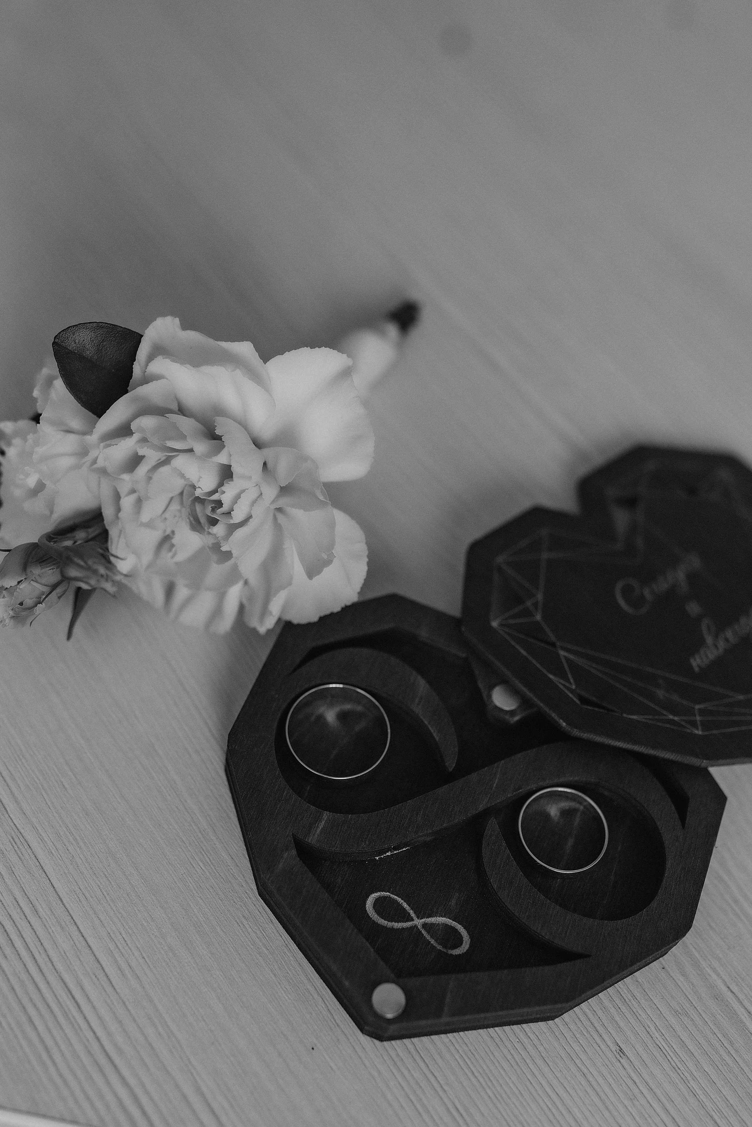 Ирина и Иван | Черно-белая серия. Фотограф Карина Шмулёва. Воронеж и область