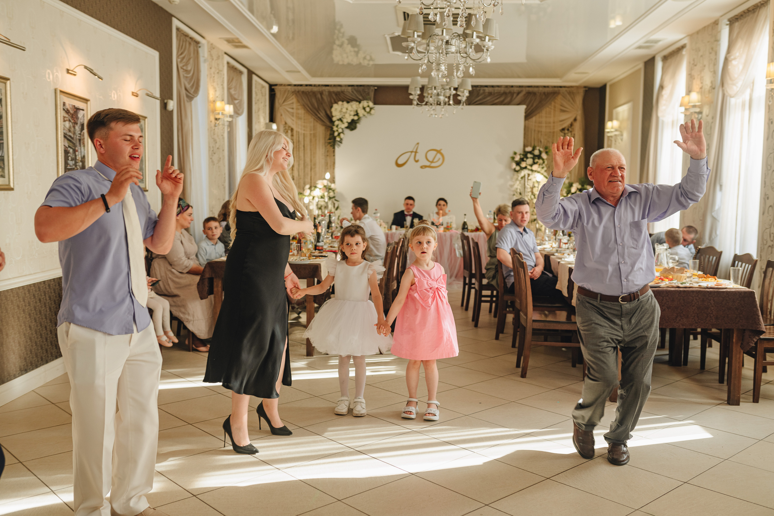 Дарья и Алексей | Свадебная съемка в г. Бобров. Фотограф Карина Шмулёва. Воронеж и область