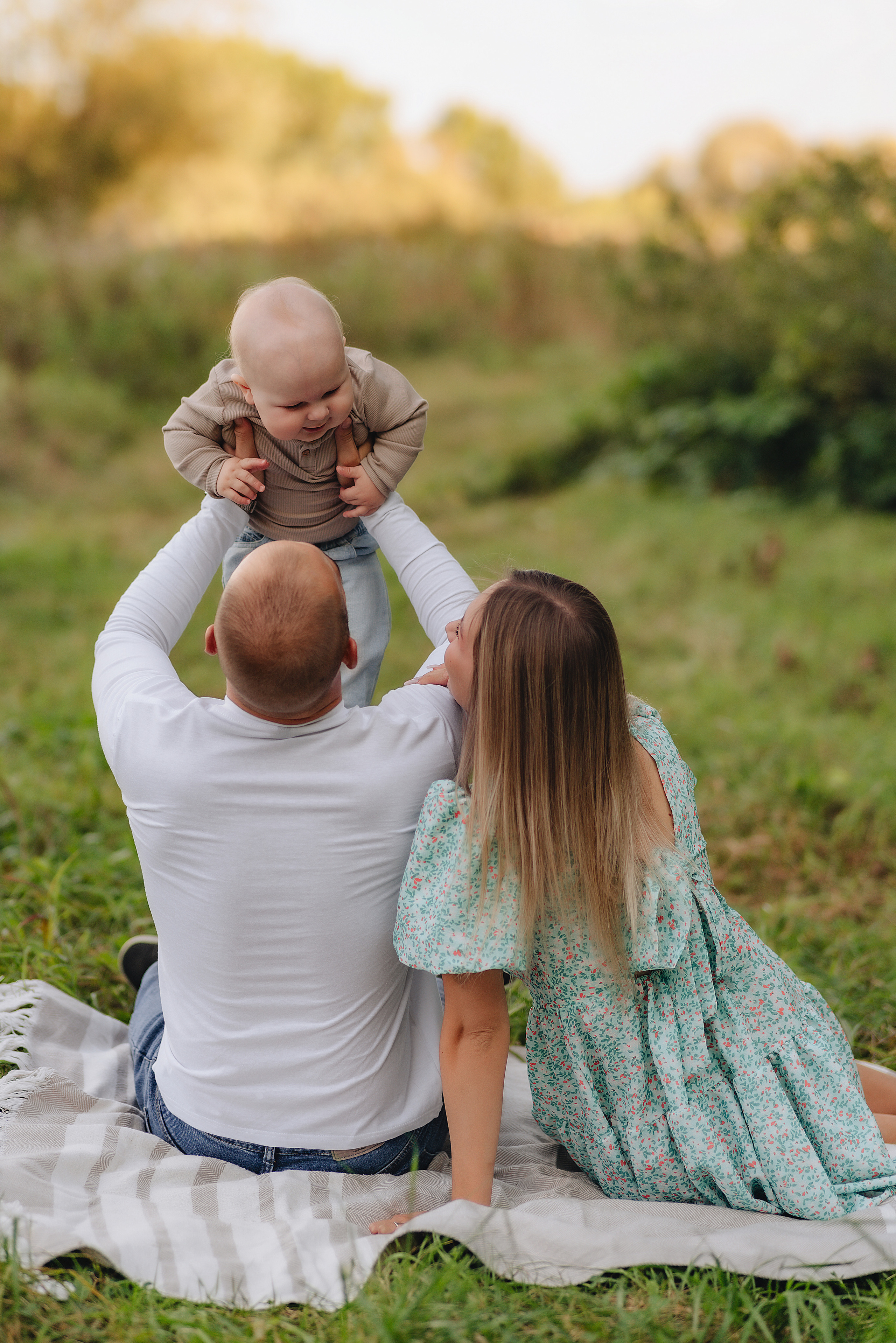 Анастасия, Артём и Денис | Съемка на закате в сентябре. Фотограф Карина Шмулёва. Воронеж и область