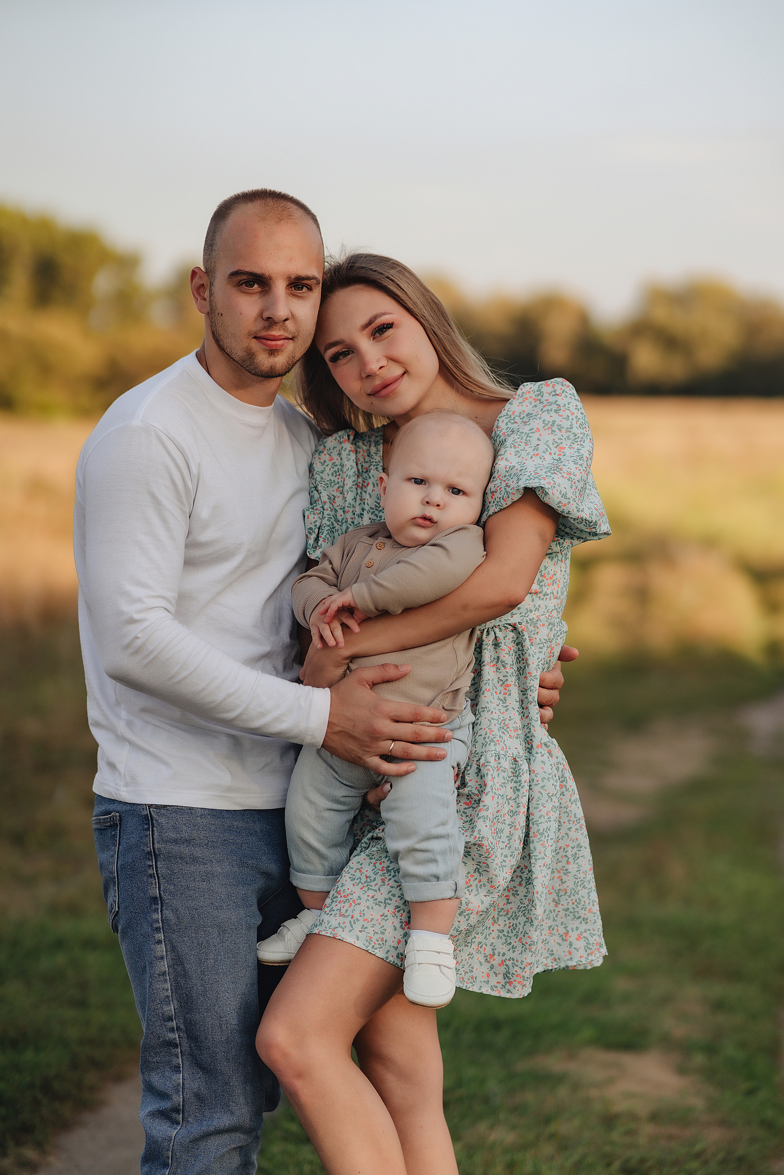 Анастасия, Артём и Денис | Съемка на закате в сентябре. Фотограф Карина Шмулёва. Воронеж и область