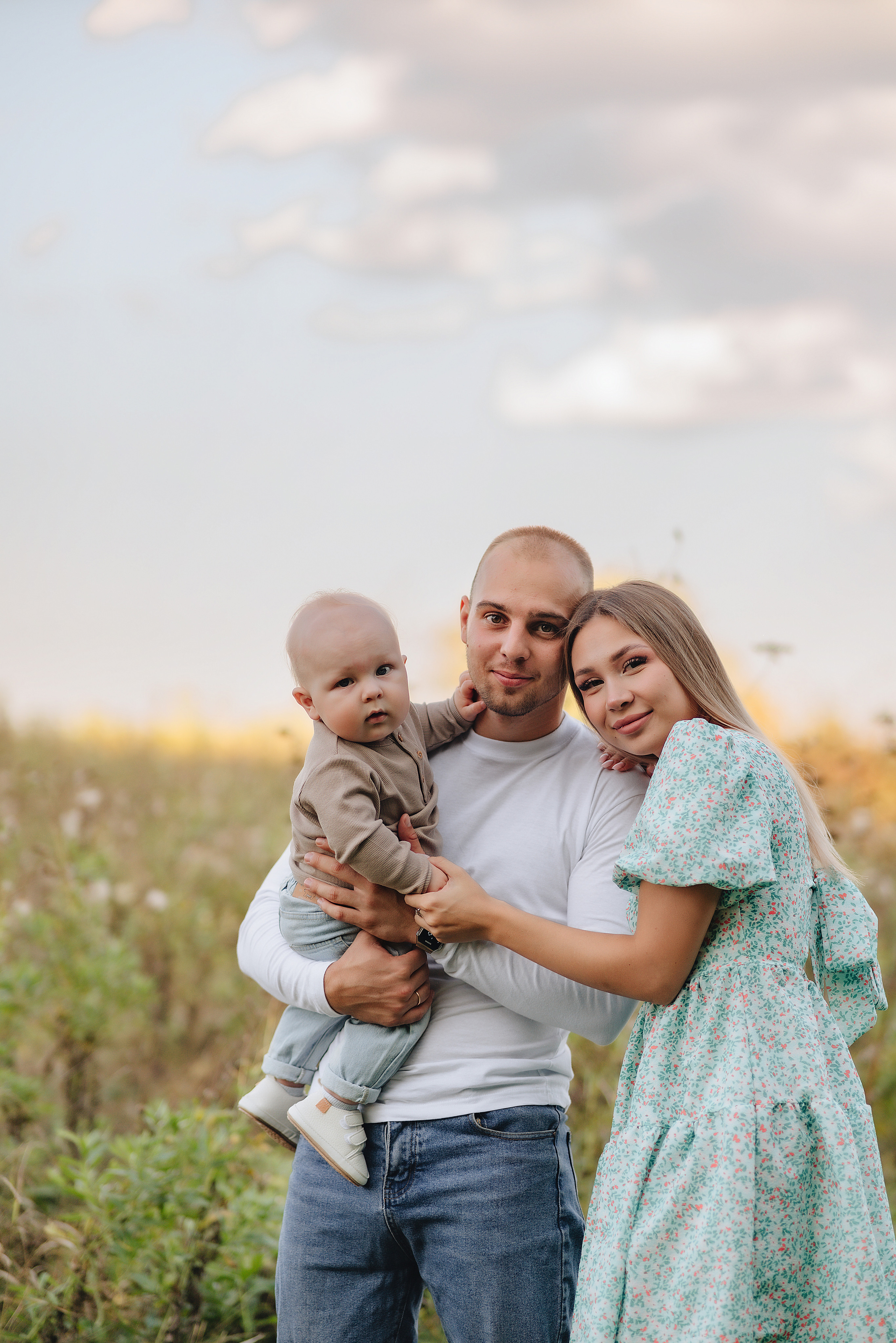 Анастасия, Артём и Денис | Съемка на закате в сентябре. Фотограф Карина Шмулёва. Воронеж и область