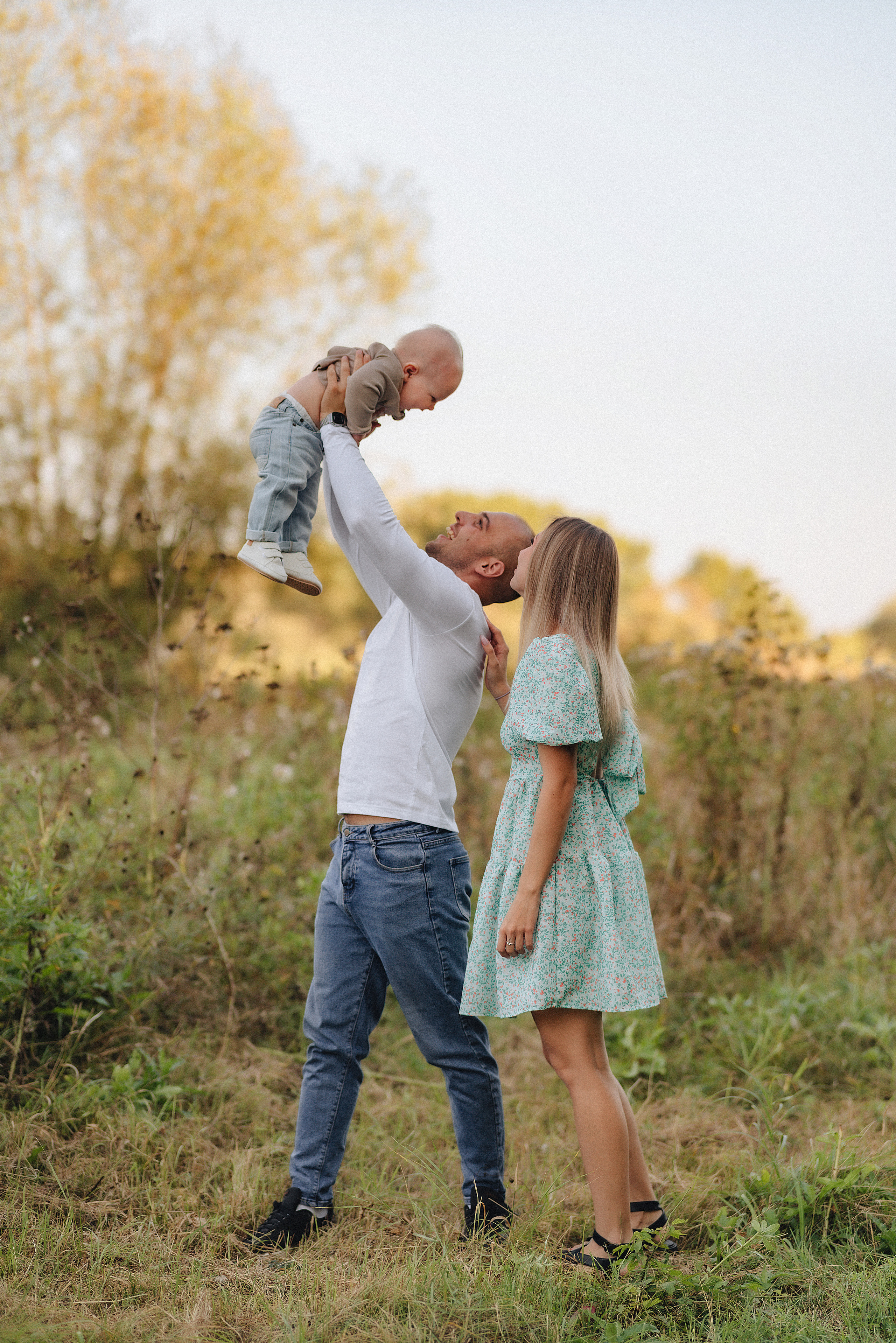 Анастасия, Артём и Денис | Съемка на закате в сентябре. Фотограф Карина Шмулёва. Воронеж и область