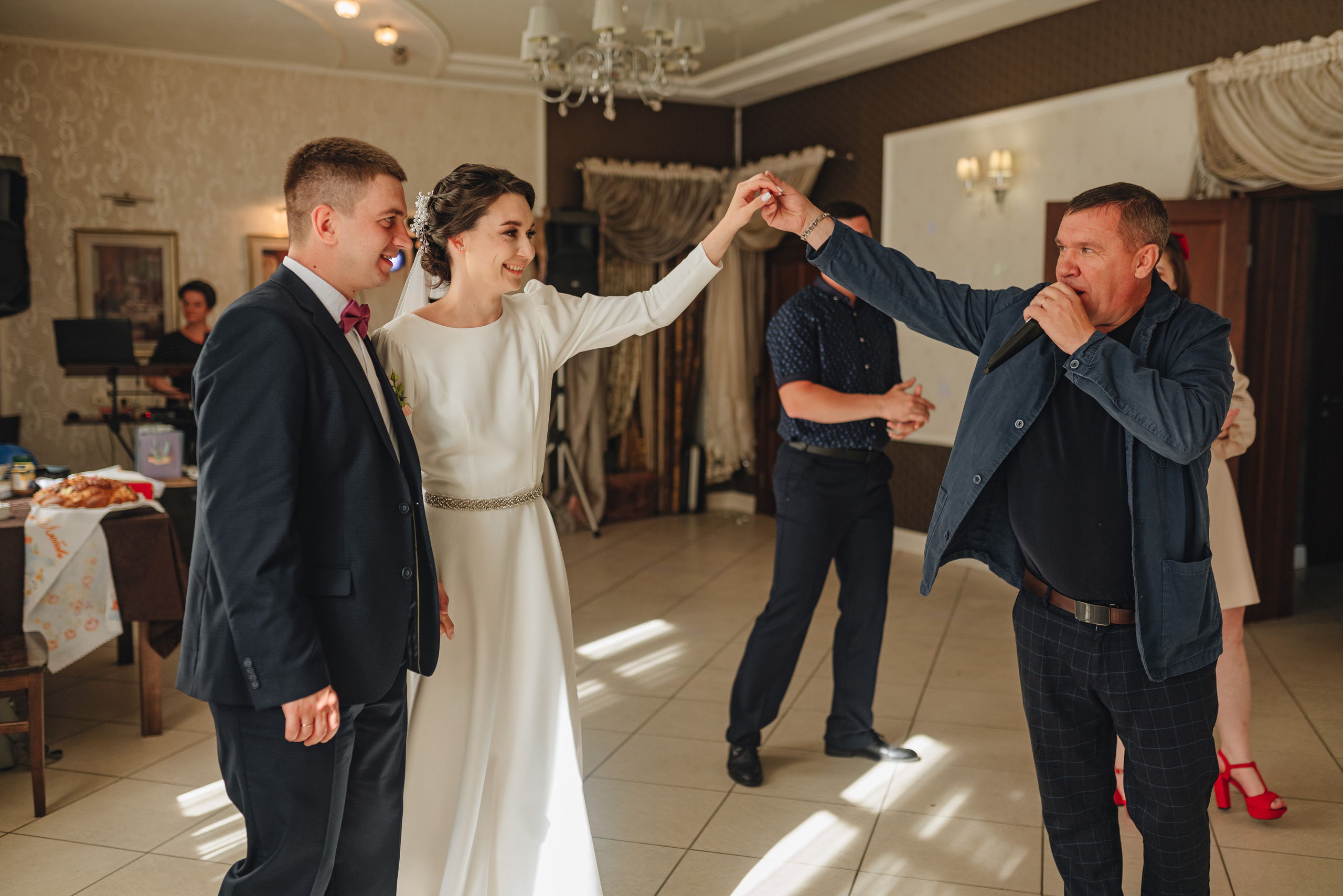 Дарья и Алексей | Свадебная съемка в г. Бобров. Фотограф Карина Шмулёва. Воронеж и область