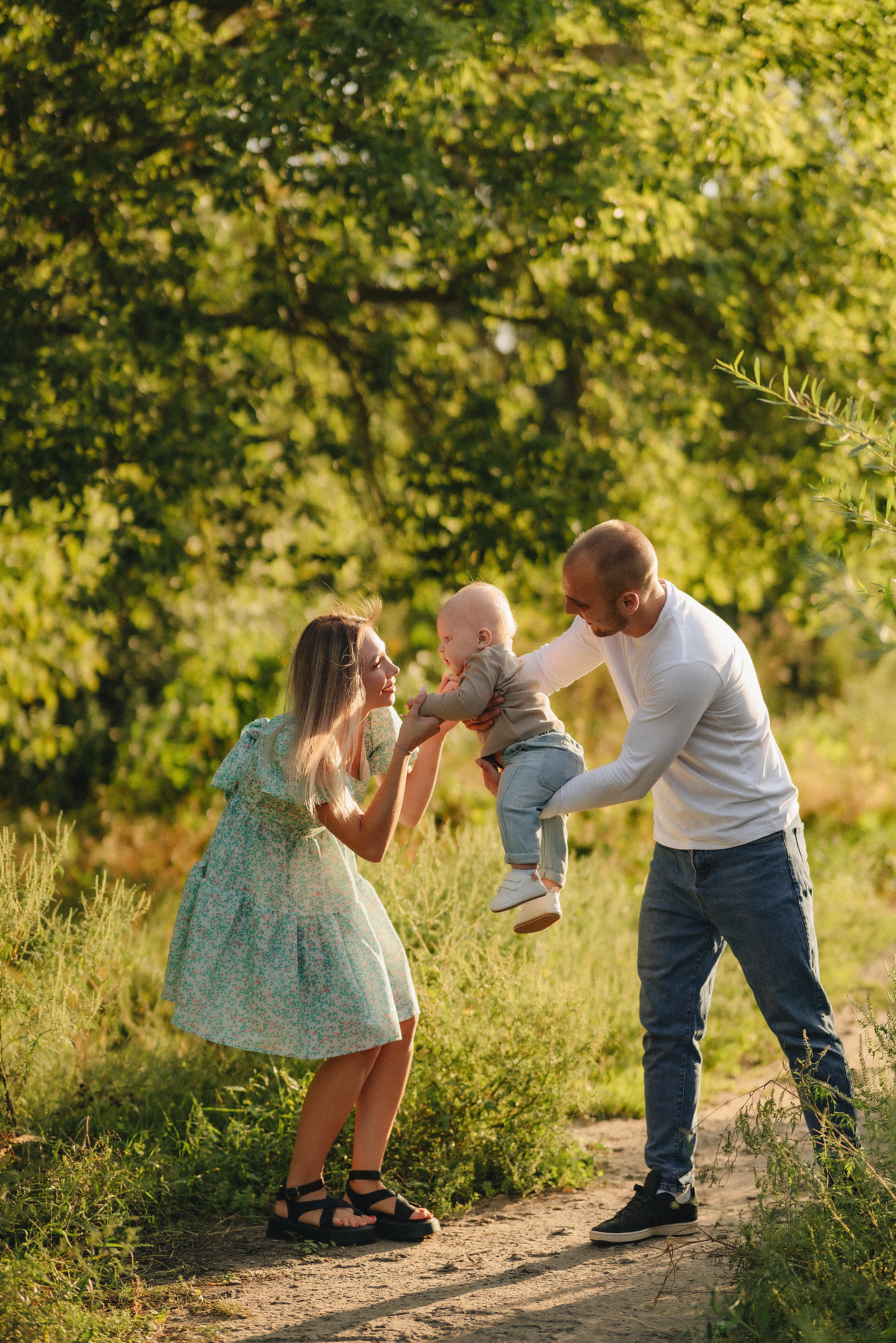Анастасия, Артём и Денис | Съемка на закате в сентябре. Фотограф Карина Шмулёва. Воронеж и область