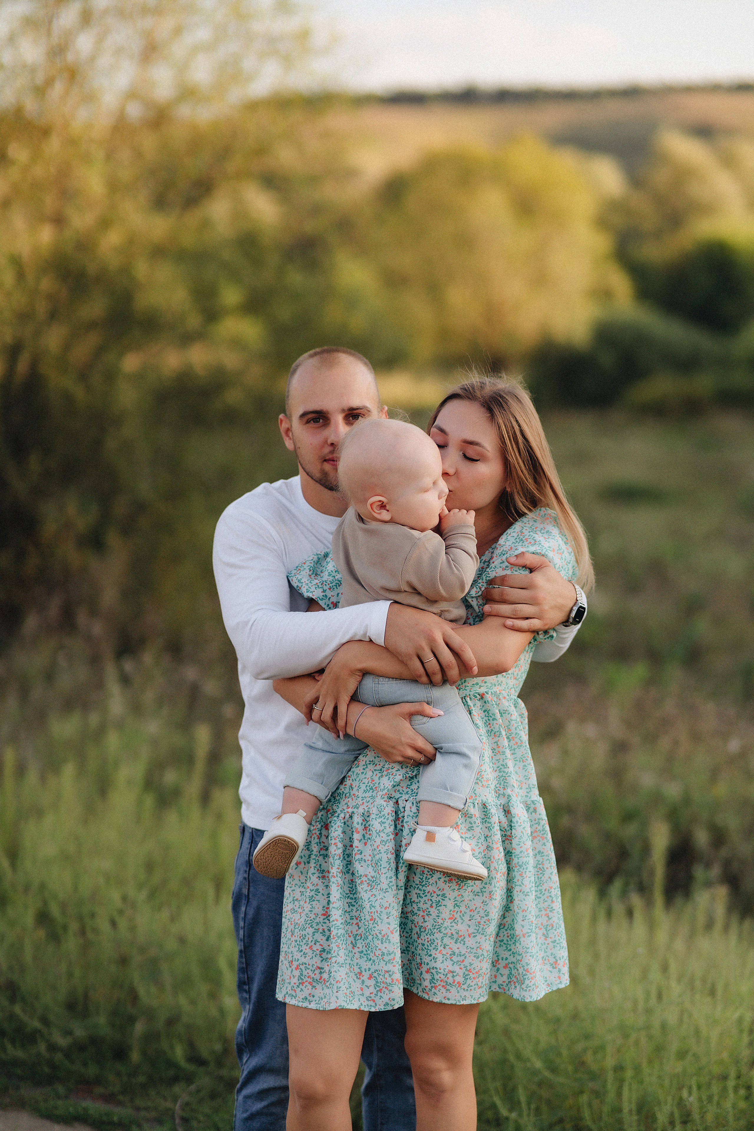 Анастасия, Артём и Денис | Съемка на закате в сентябре. Фотограф Карина Шмулёва. Воронеж и область