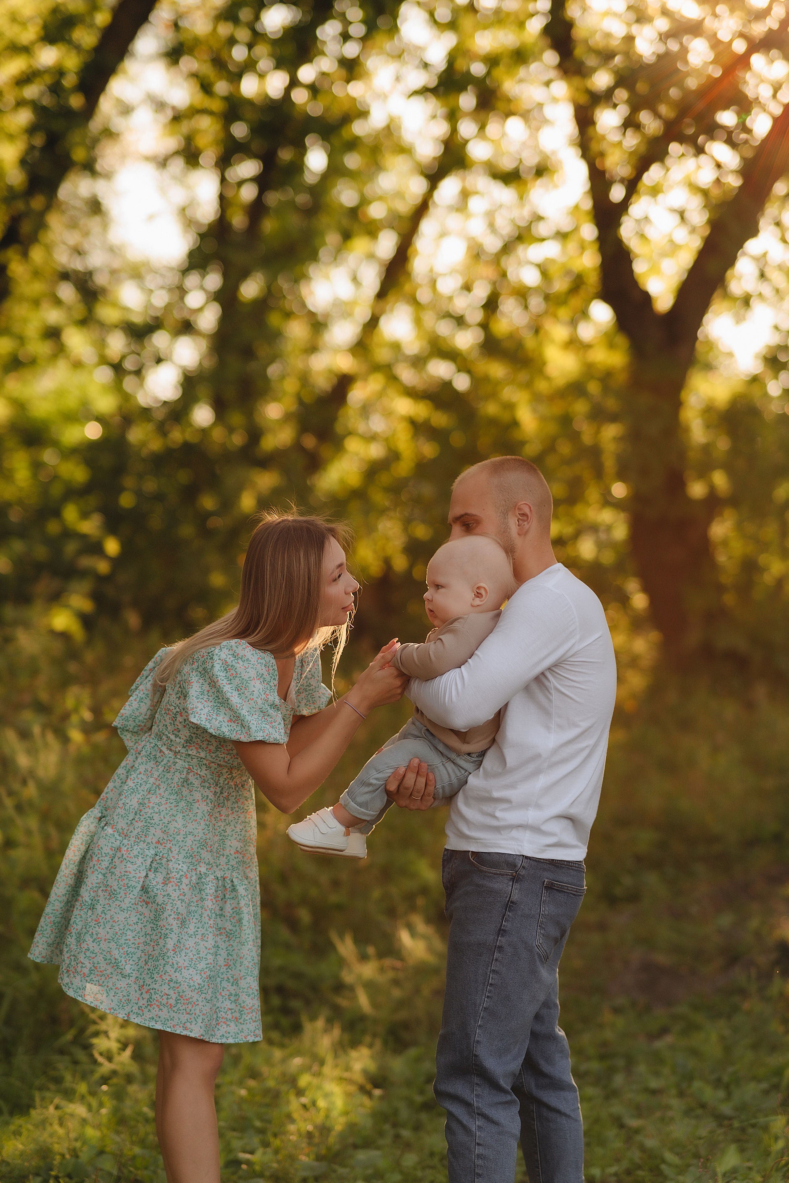 Анастасия, Артём и Денис | Съемка на закате в сентябре. Фотограф Карина Шмулёва. Воронеж и область