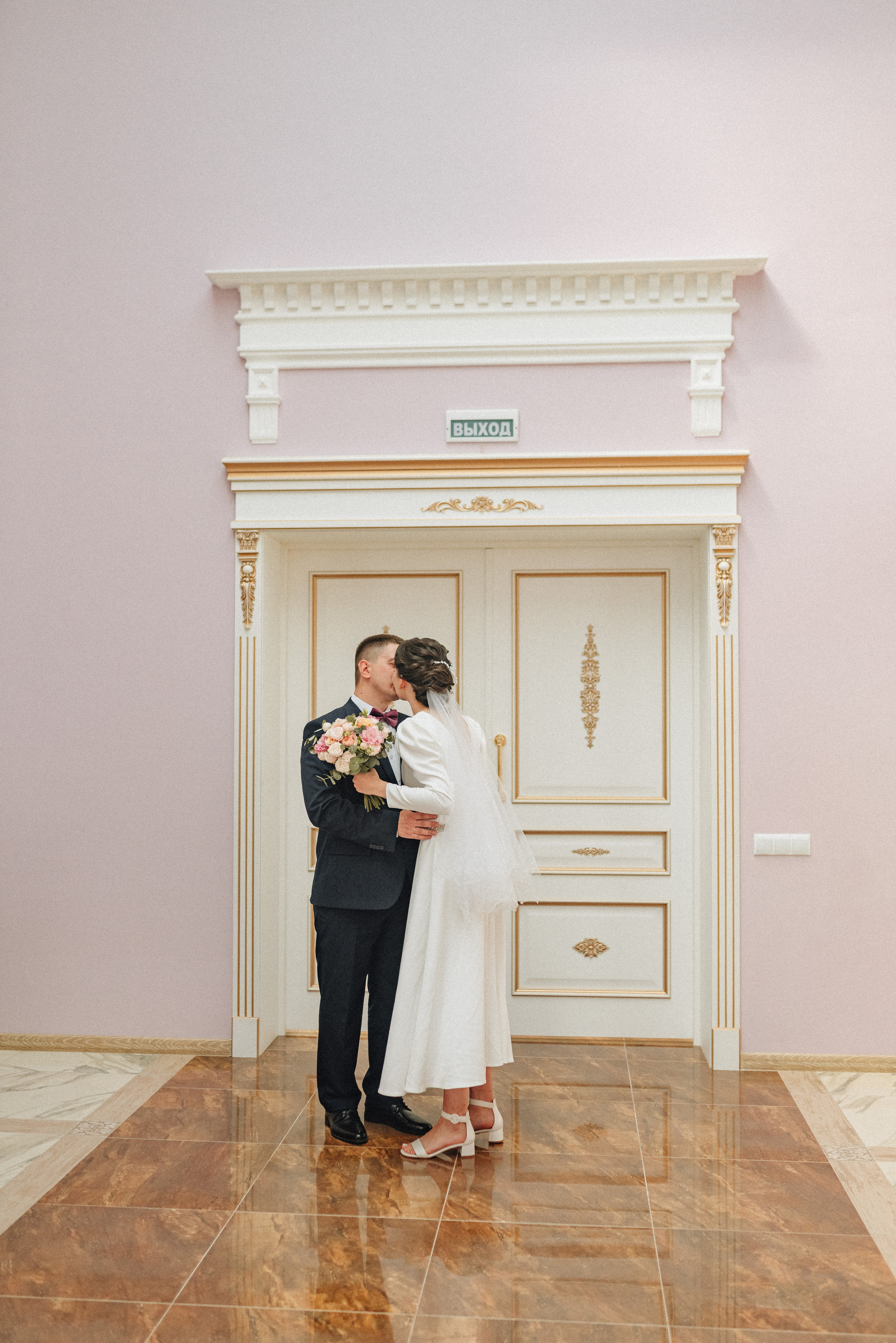 Дарья и Алексей | Свадебная съемка в г. Бобров. Фотограф Карина Шмулёва. Воронеж и область