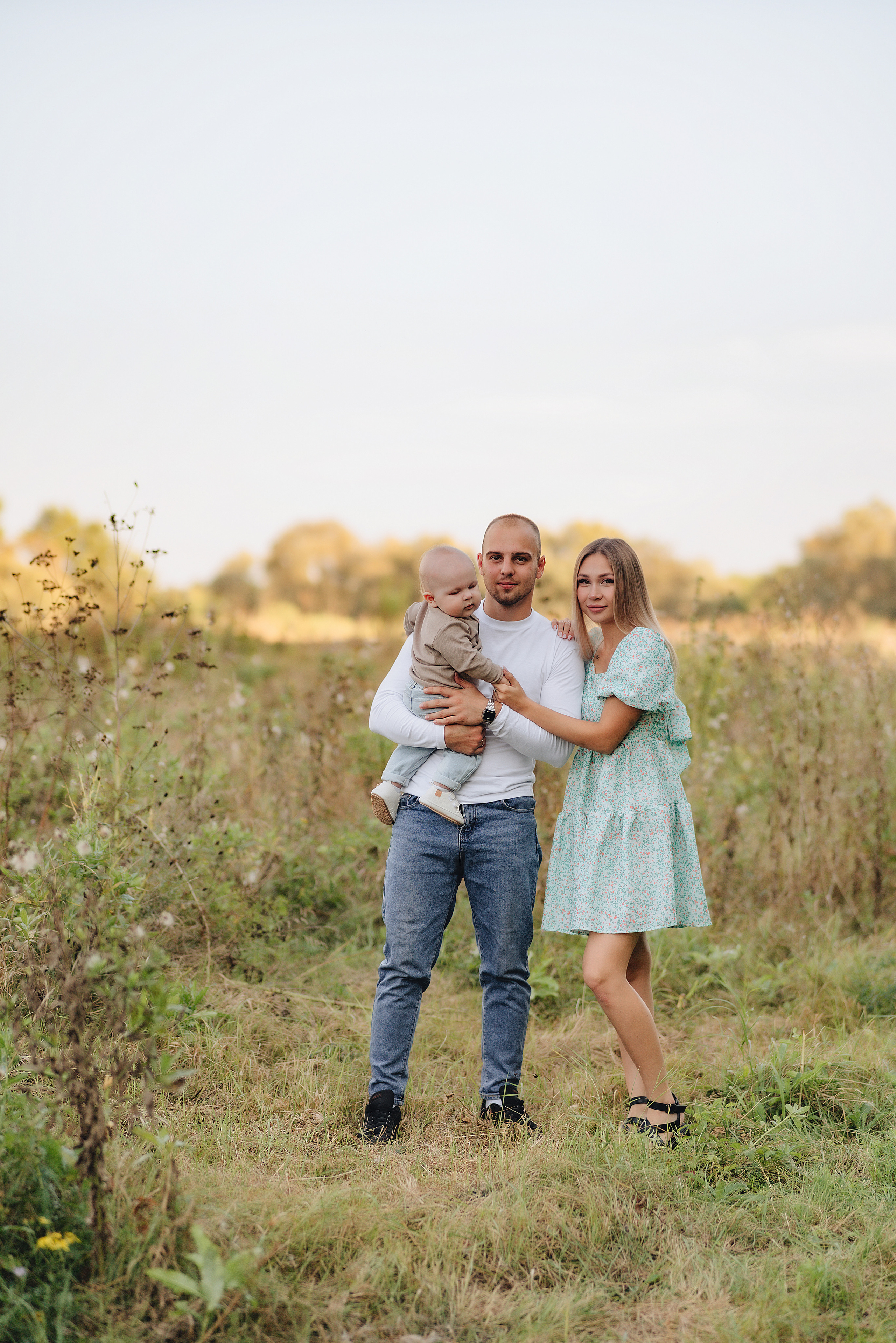 Анастасия, Артём и Денис | Съемка на закате в сентябре. Фотограф Карина Шмулёва. Воронеж и область