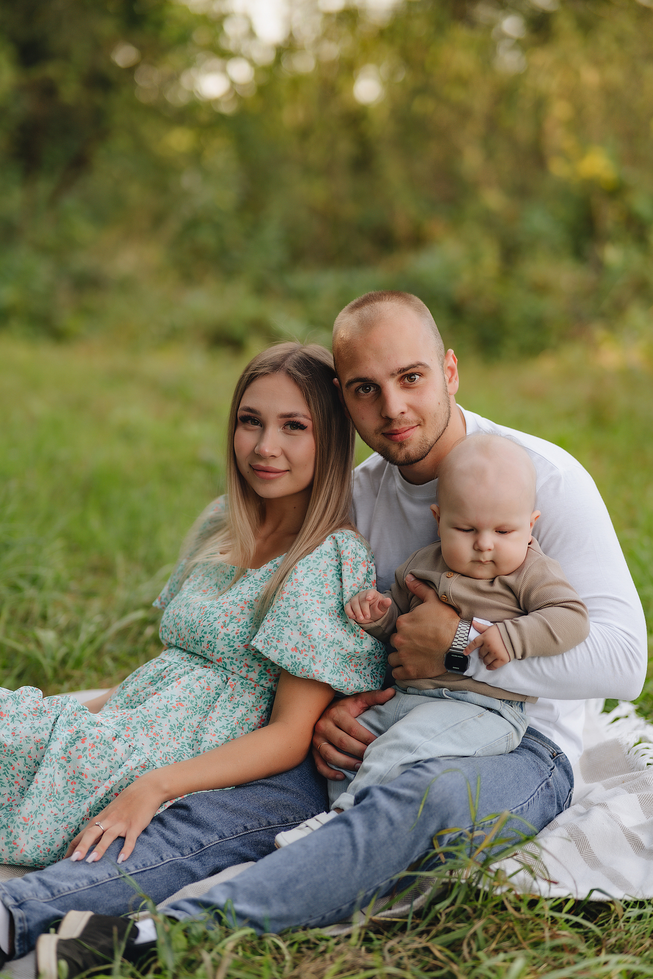 Анастасия, Артём и Денис | Съемка на закате в сентябре. Фотограф Карина Шмулёва. Воронеж и область