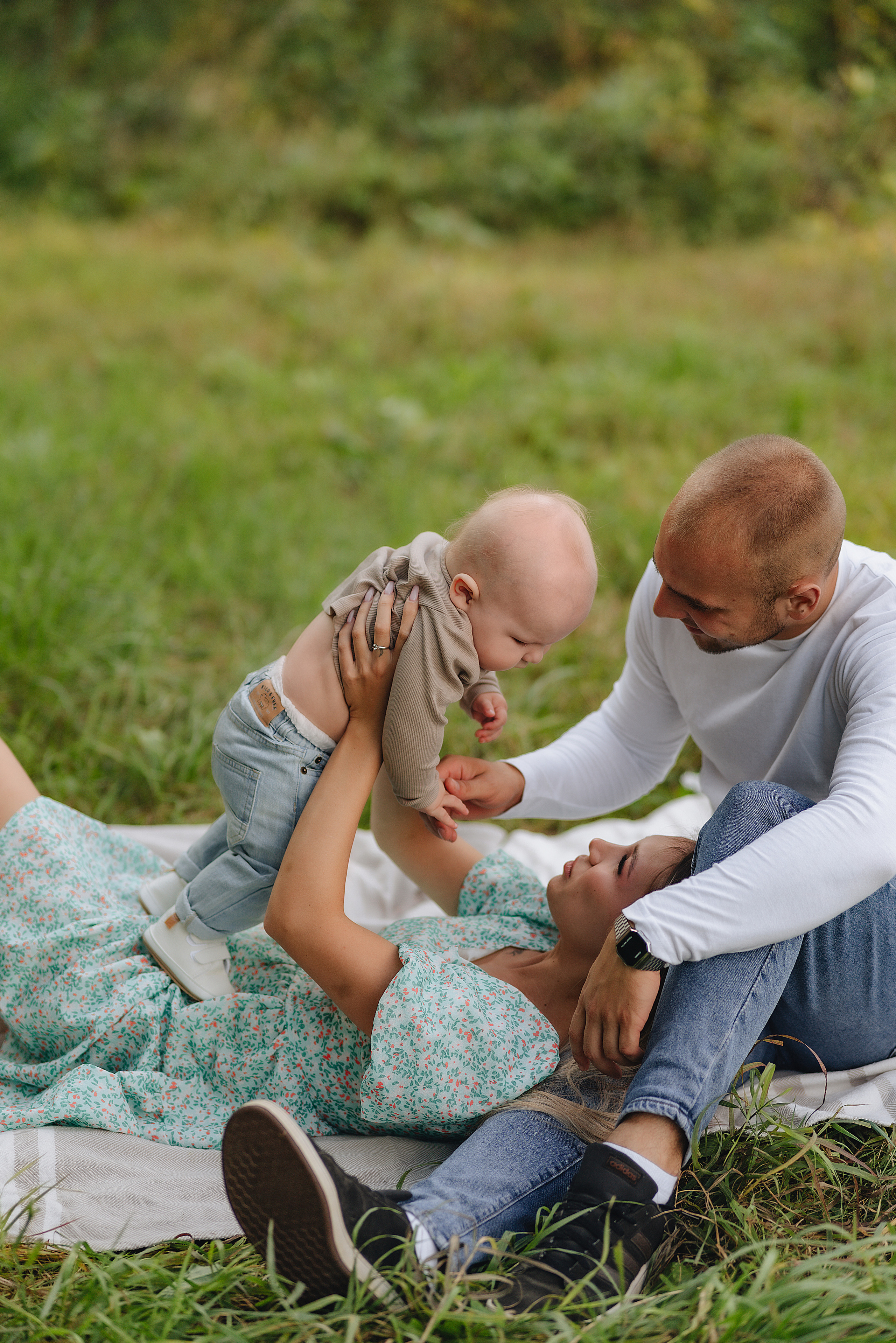 Анастасия, Артём и Денис | Съемка на закате в сентябре. Фотограф Карина Шмулёва. Воронеж и область
