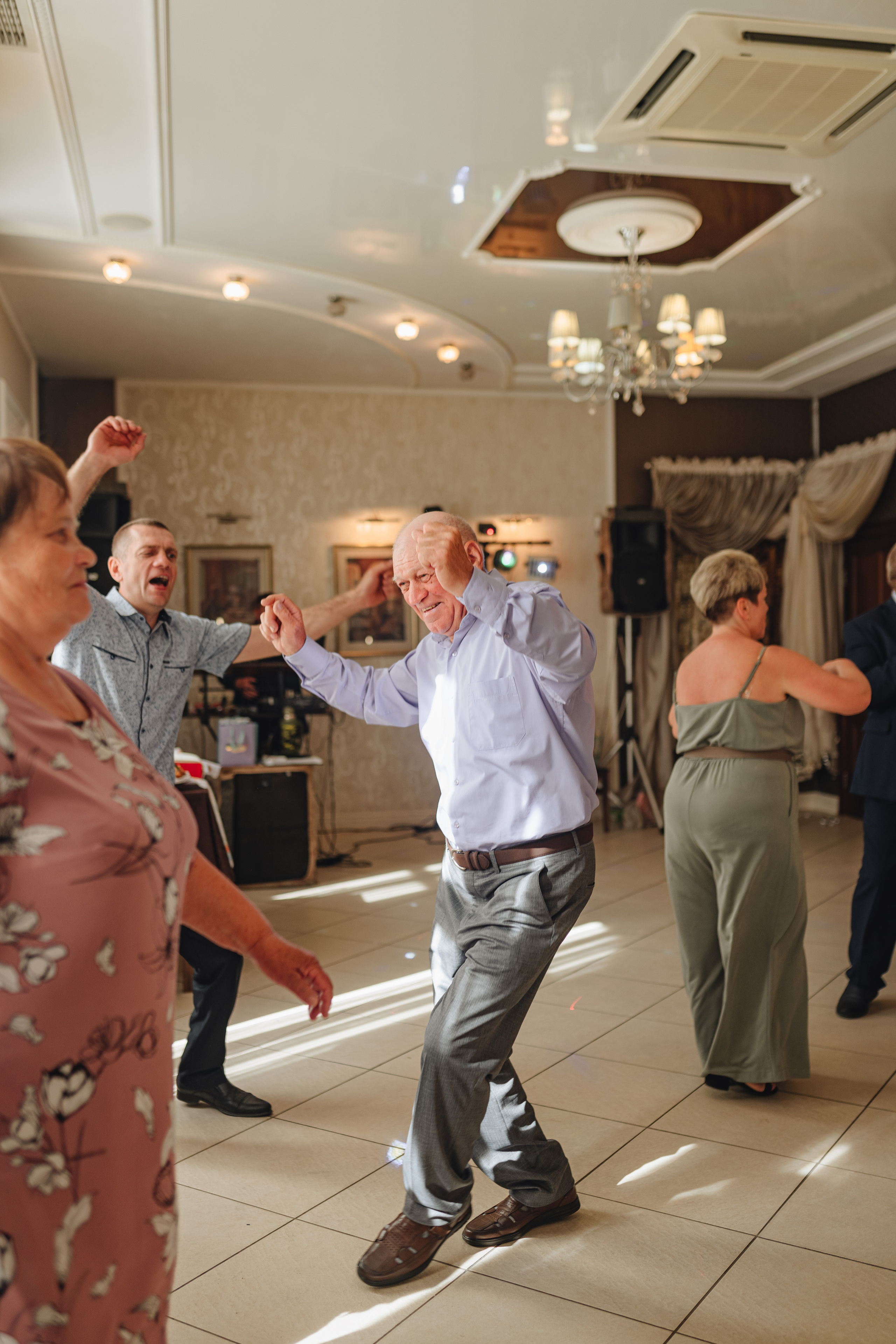 Дарья и Алексей | Свадебная съемка в г. Бобров. Фотограф Карина Шмулёва. Воронеж и область