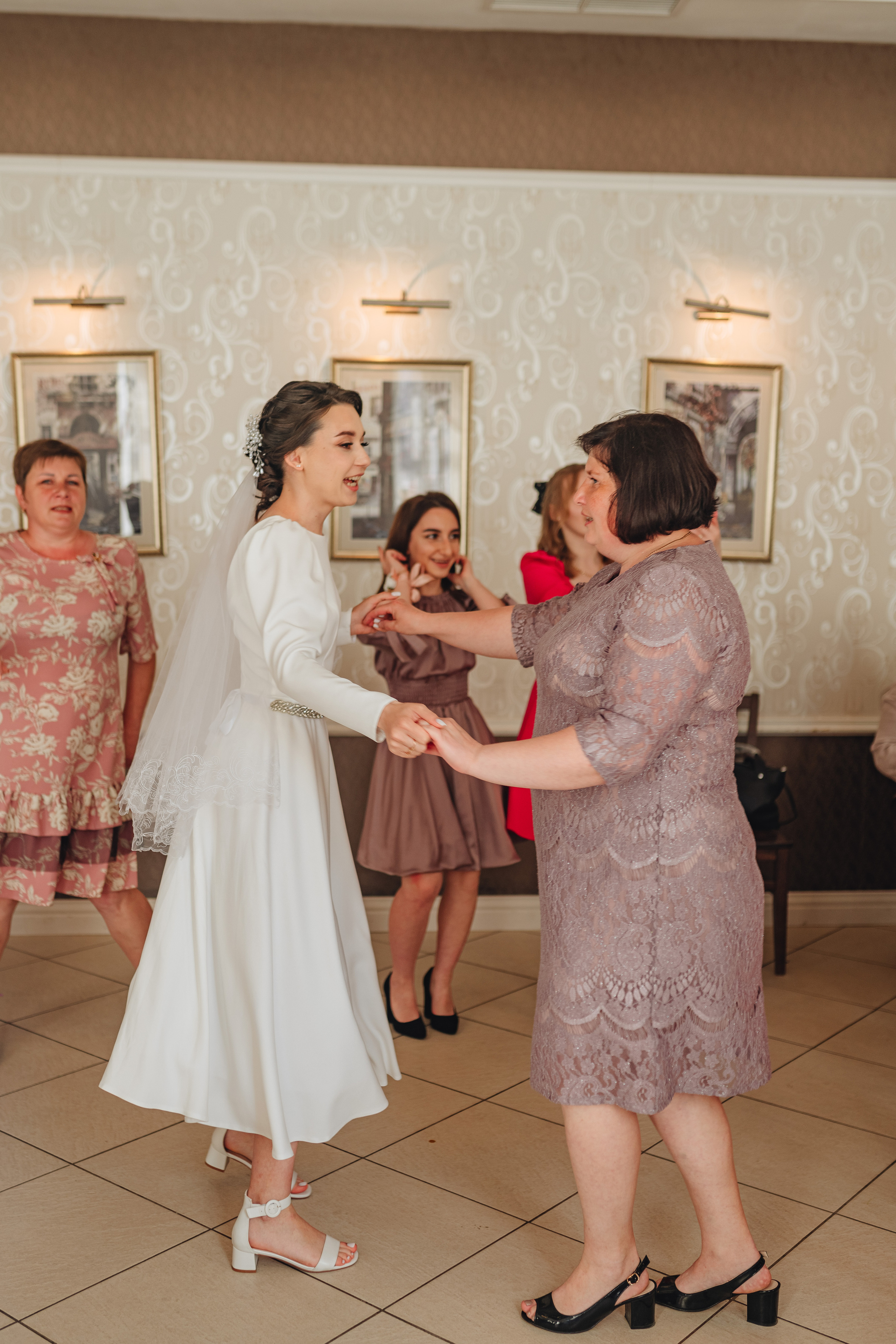 Дарья и Алексей | Свадебная съемка в г. Бобров. Фотограф Карина Шмулёва. Воронеж и область