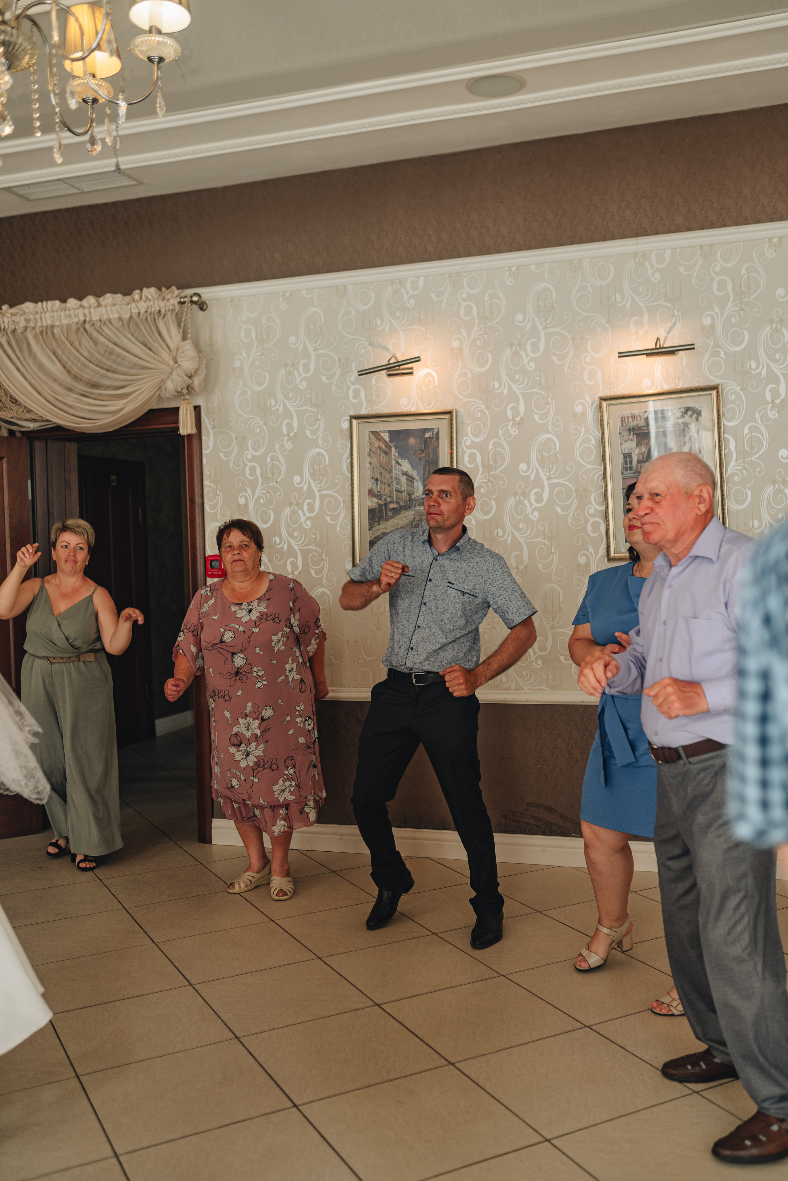 Дарья и Алексей | Свадебная съемка в г. Бобров. Фотограф Карина Шмулёва. Воронеж и область