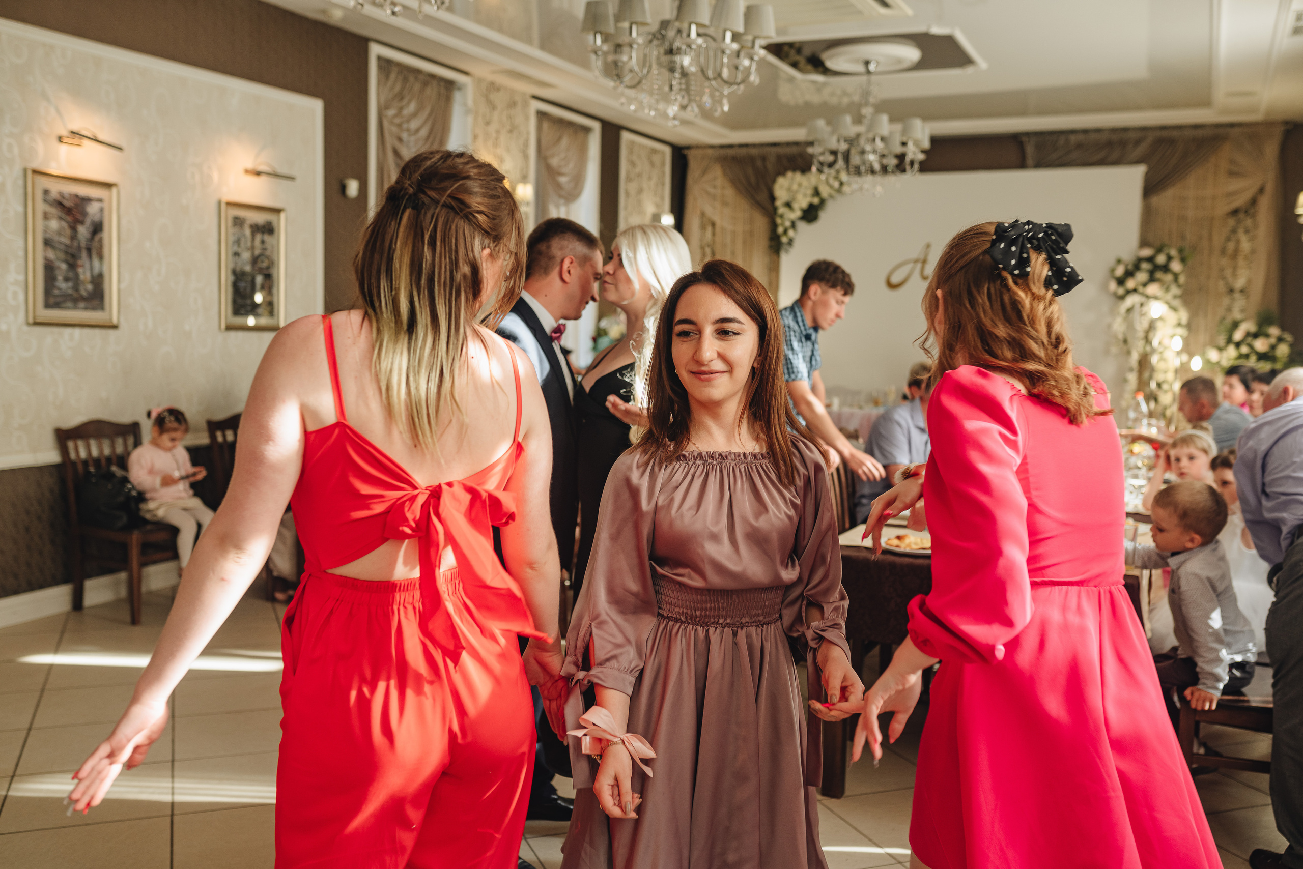 Дарья и Алексей | Свадебная съемка в г. Бобров. Фотограф Карина Шмулёва. Воронеж и область