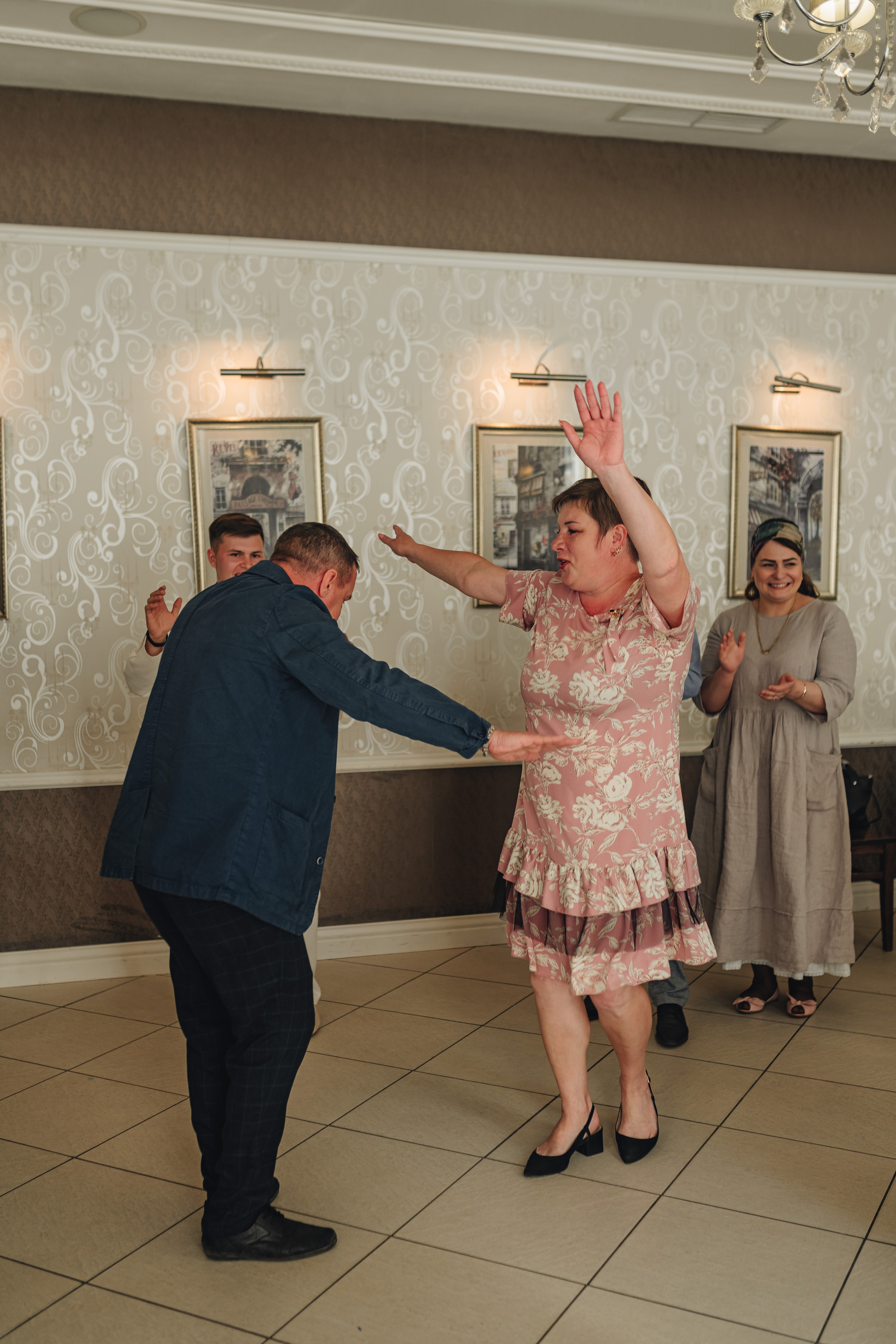 Дарья и Алексей | Свадебная съемка в г. Бобров. Фотограф Карина Шмулёва. Воронеж и область