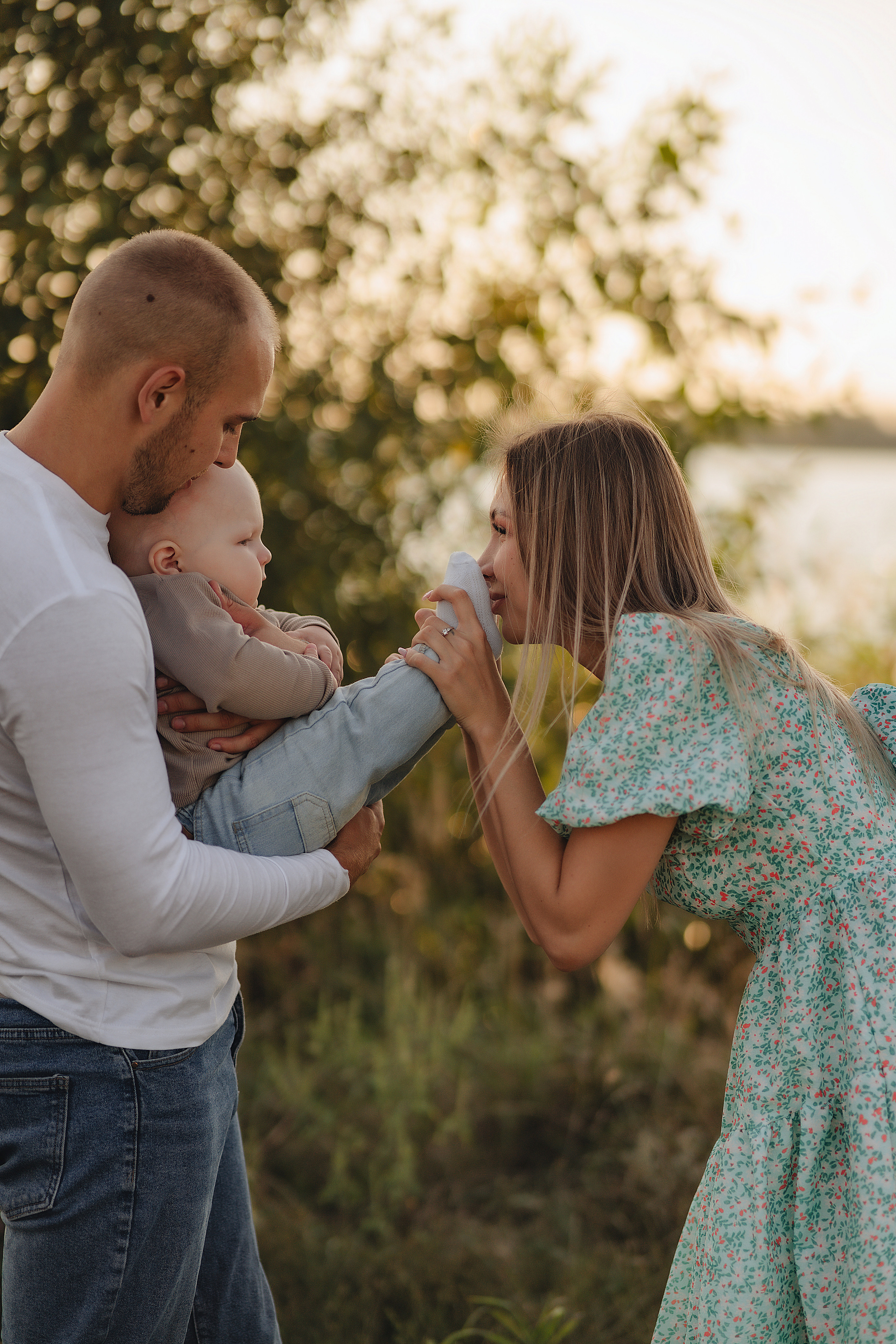 Анастасия, Артём и Денис | Съемка на закате в сентябре. Фотограф Карина Шмулёва. Воронеж и область