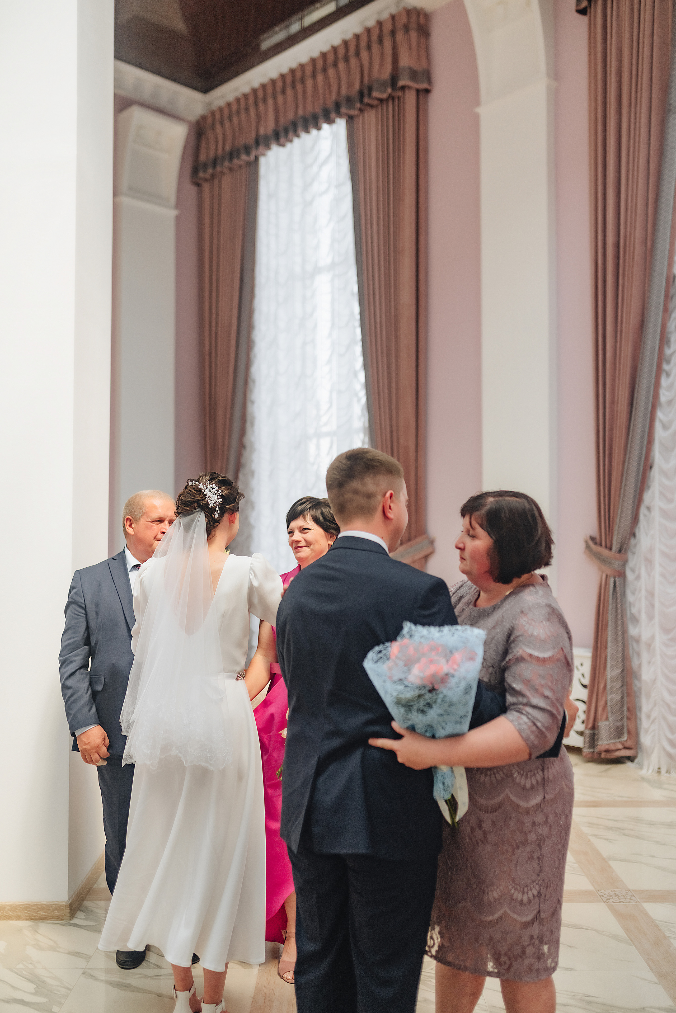 Дарья и Алексей | Свадебная съемка в г. Бобров. Фотограф Карина Шмулёва. Воронеж и область