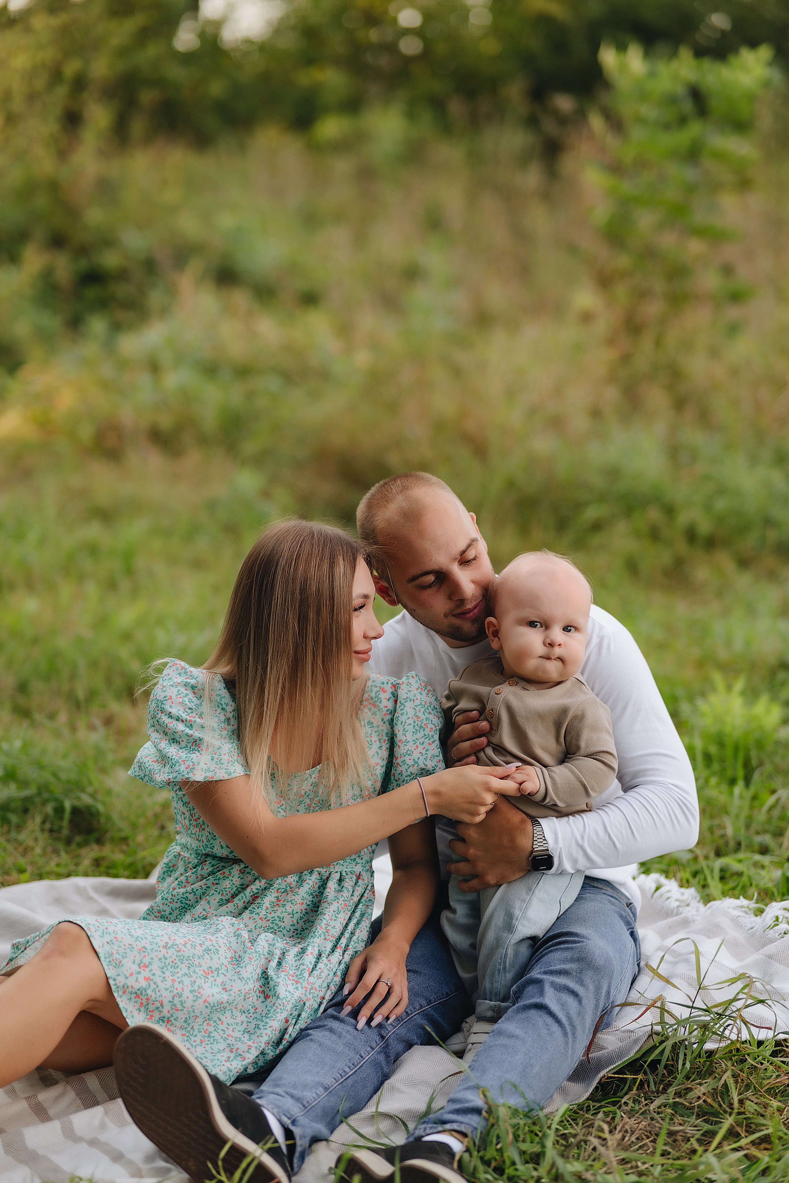 Анастасия, Артём и Денис | Съемка на закате в сентябре. Фотограф Карина Шмулёва. Воронеж и область