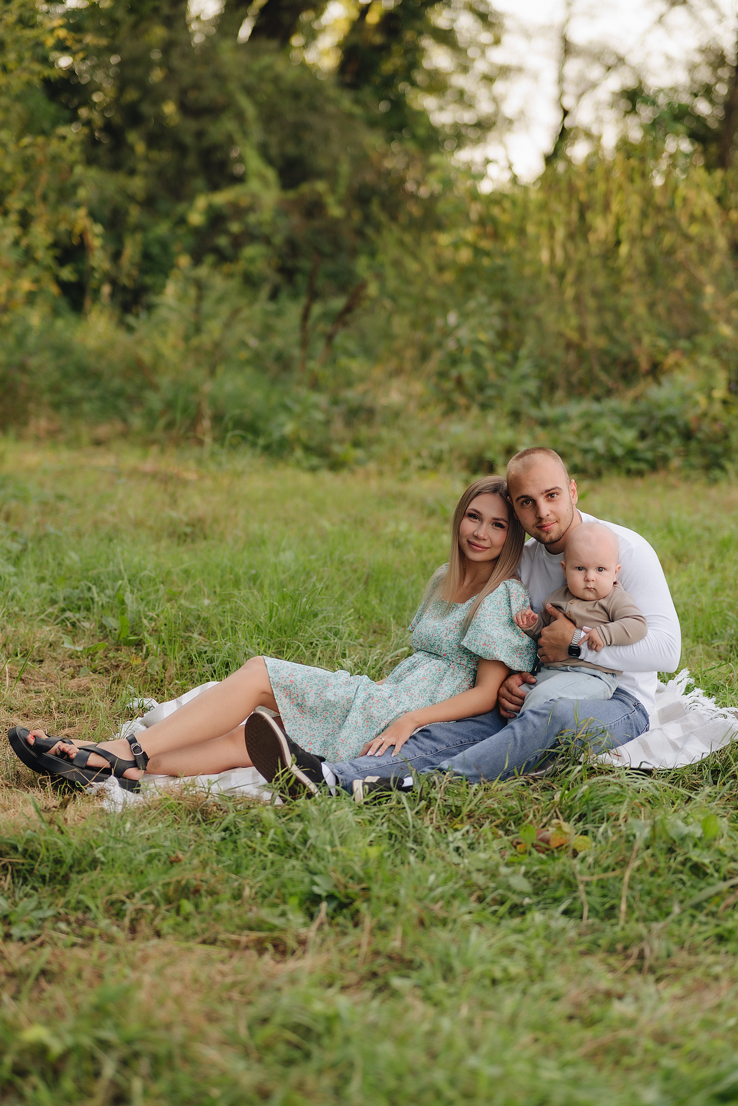 Анастасия, Артём и Денис | Съемка на закате в сентябре. Фотограф Карина Шмулёва. Воронеж и область