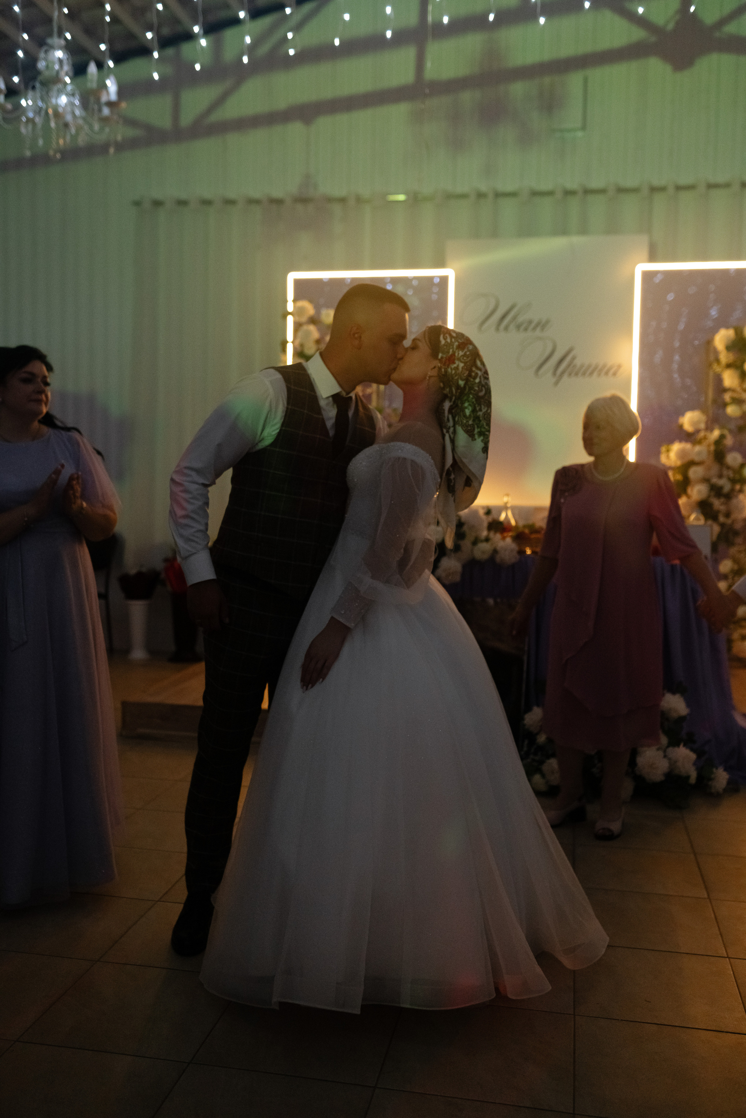 Ирина и Иван | Серия в цвете. Фотограф Карина Шмулёва. Воронеж и область