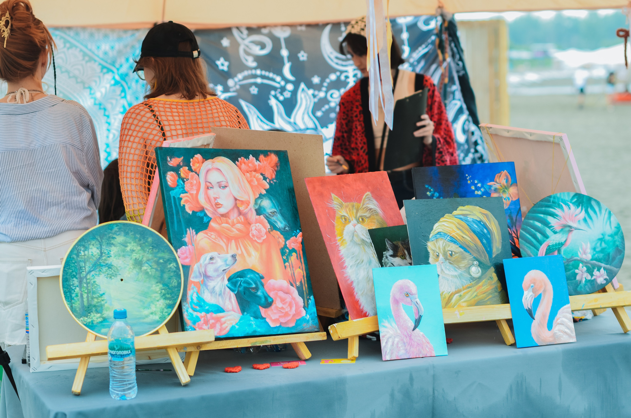 Фестиваль «Грань» 2025. Спортивная площадка. Денисова Аля — фотограф для парных съемок и индивидуальных историй в Барнауле