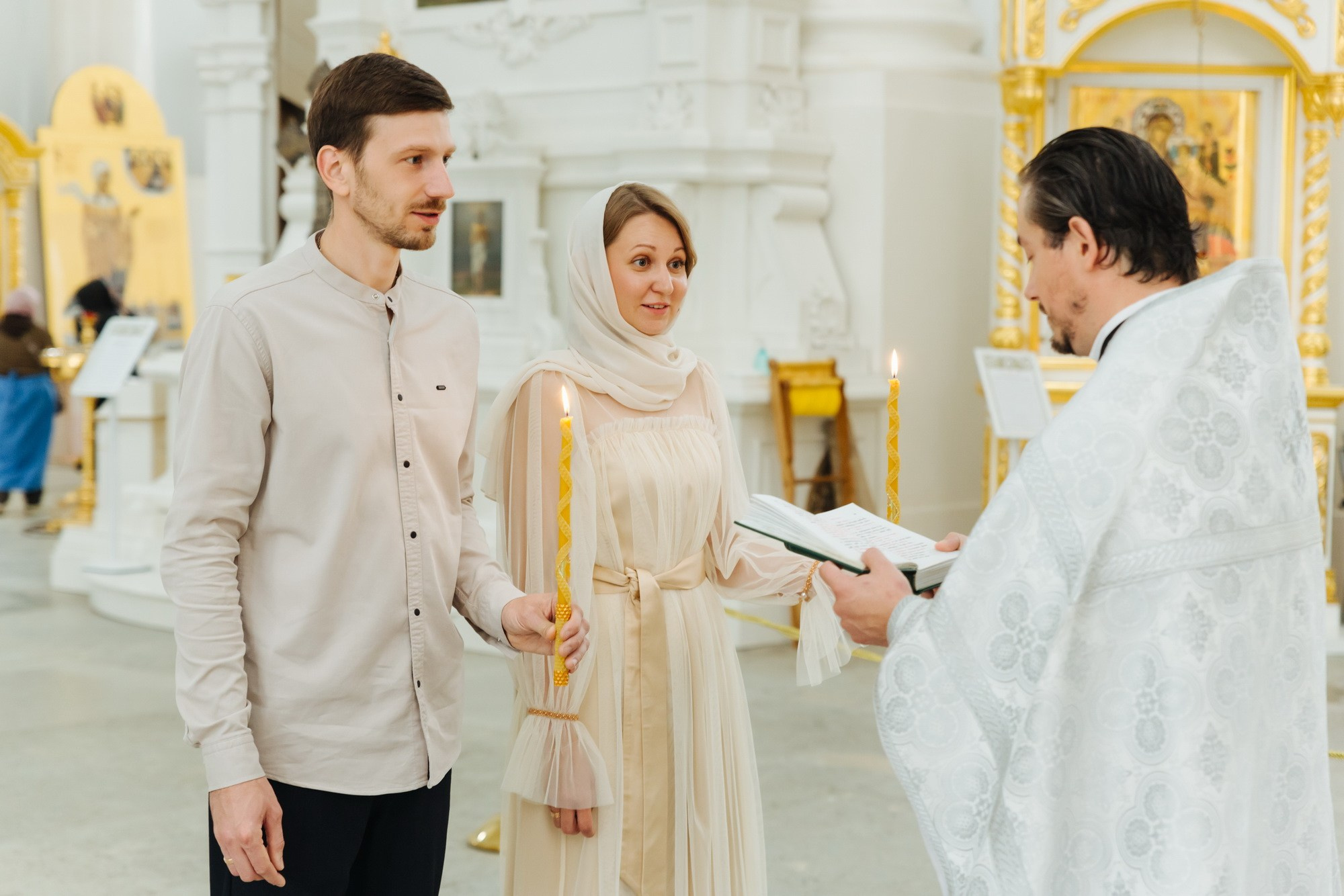 где лучше венчаться спб, смольный собор, сколько стоит венчание, лучший храм церковь для венчания, стоимость венчания в смольном соборе, фотограф на венчание, обвенчаться в Питере, смольный собор как обвенчаться