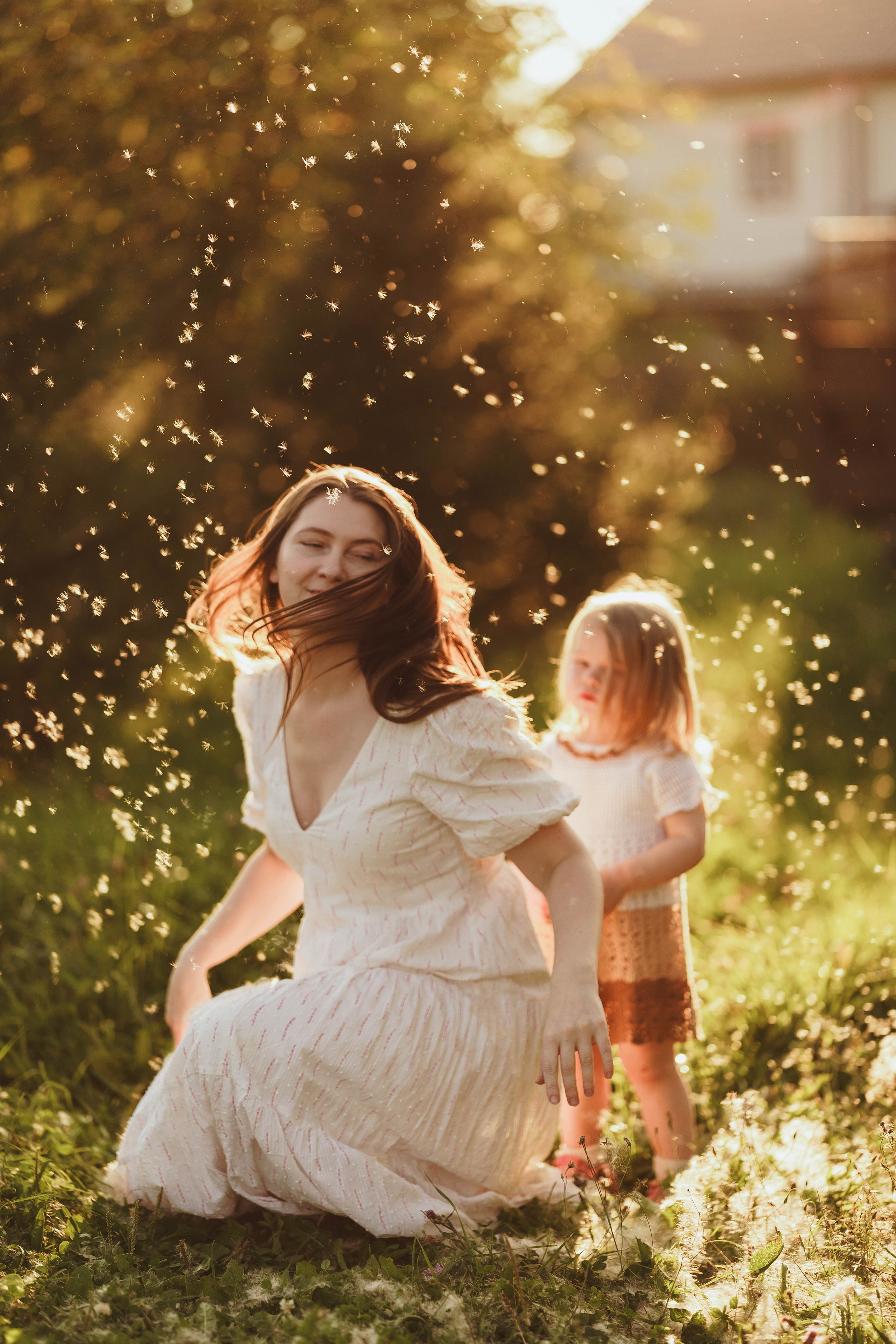 Мама с двойняшками, Костромская область. Наталья Дукалова фотограф Щелково Королев Пушкино Москва Балашиха