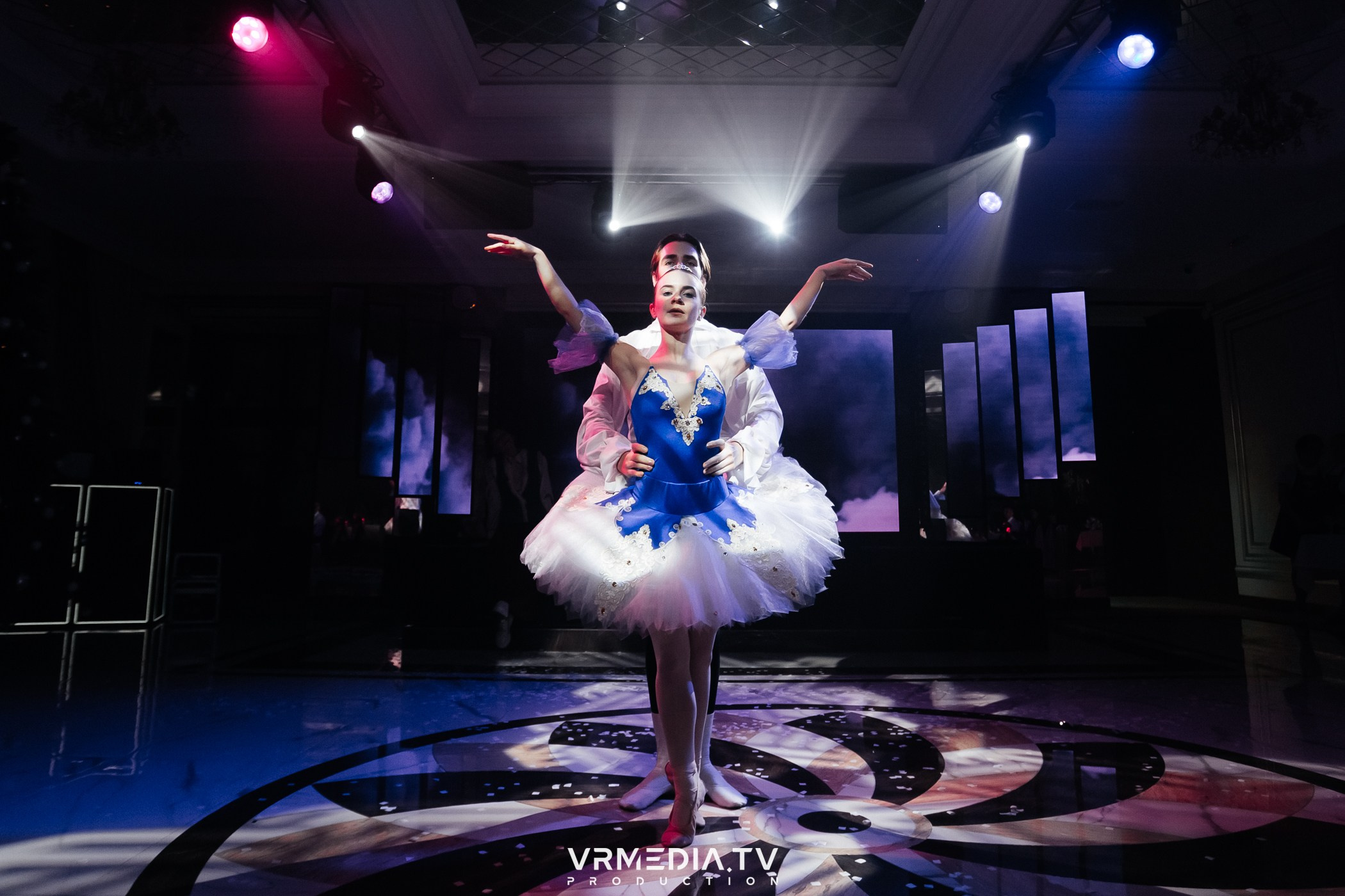 Новогодний вечер в ресторане «Лазурный Берег»