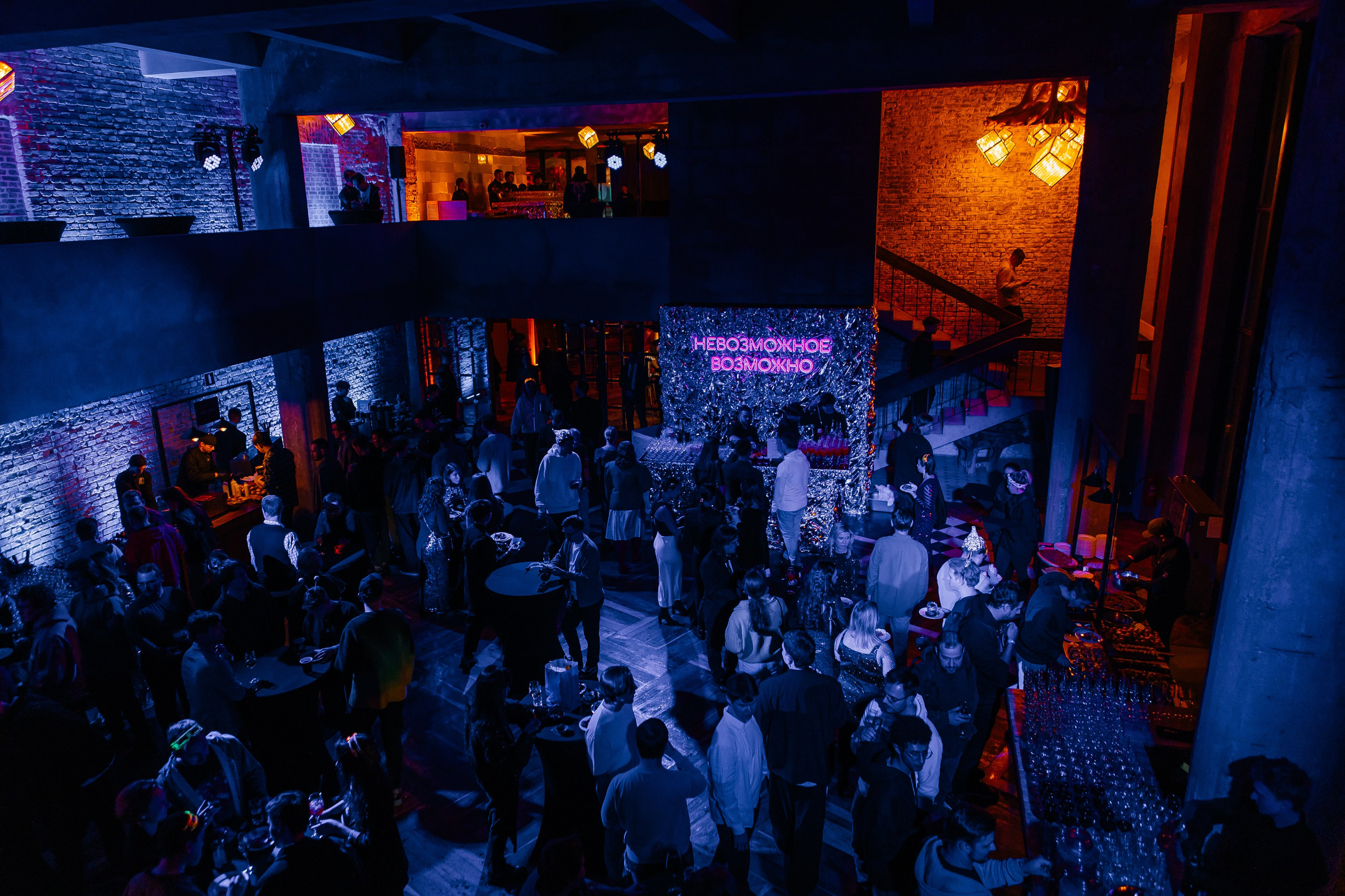 Loft Holl 2500 человек. Фотограф в Москве Дмитрий Жарков