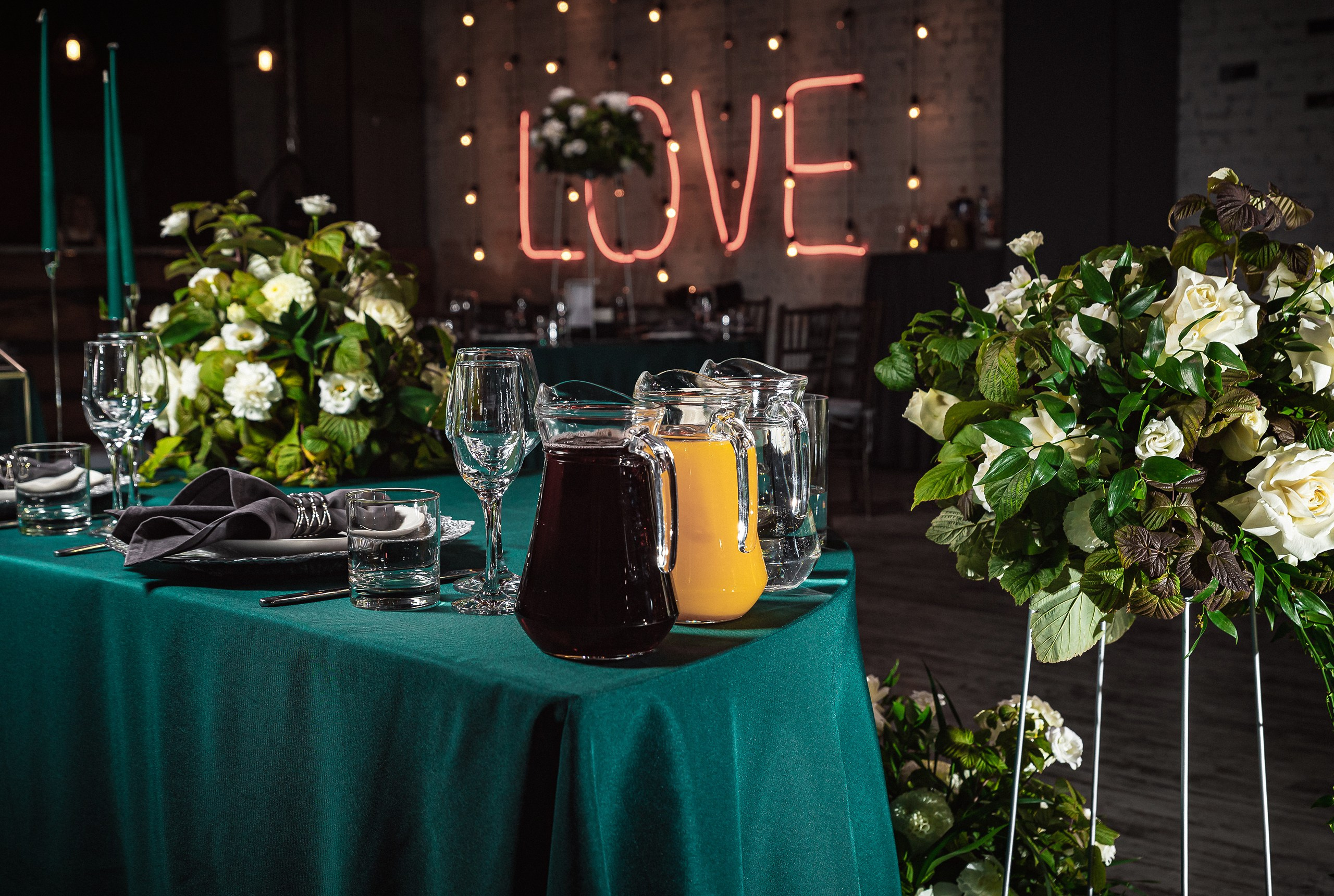 Антураж. Фотограф Сергей Шурмин