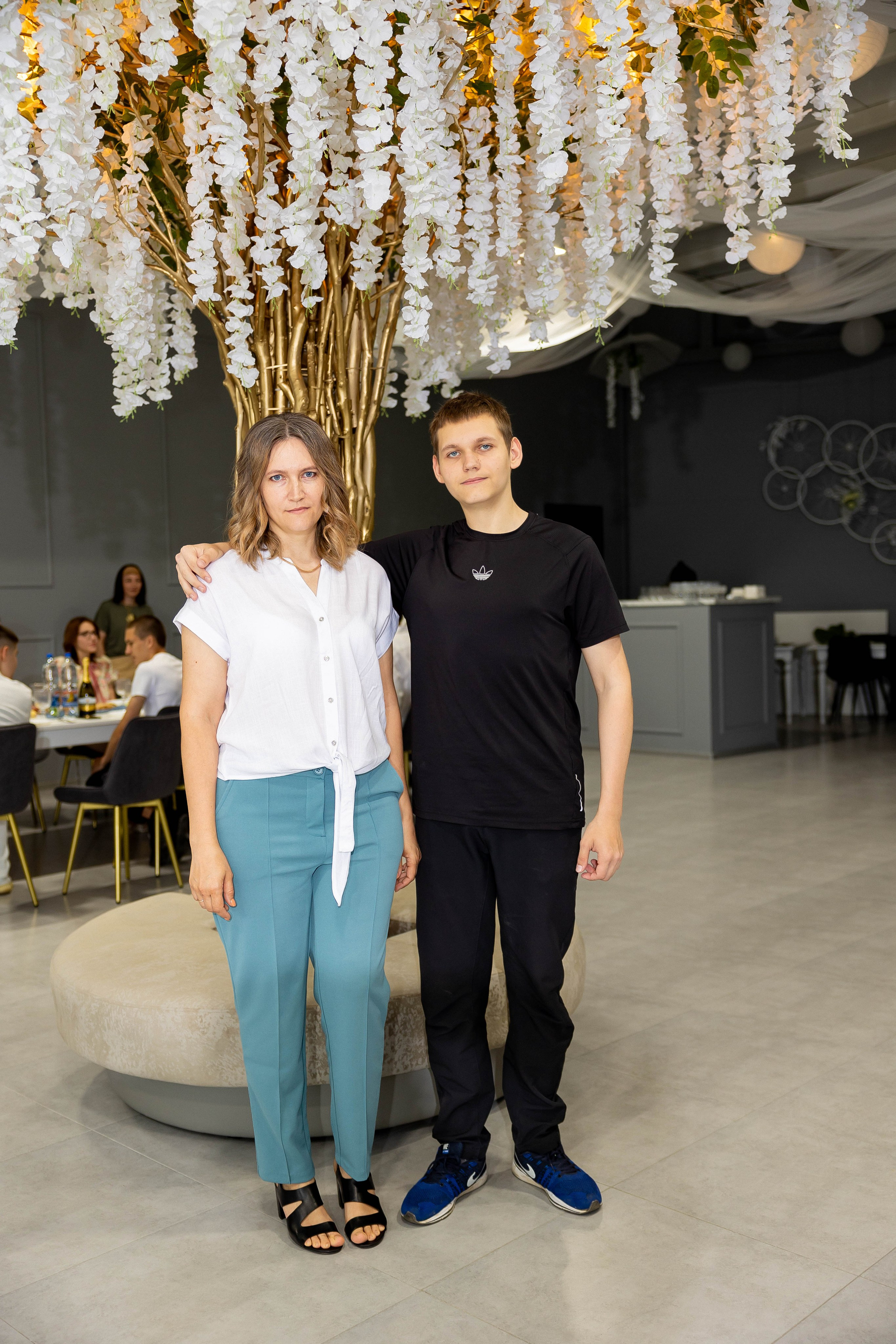 Школа 9 выпуск 2025. Выпускные альбомы в Краснодарском крае